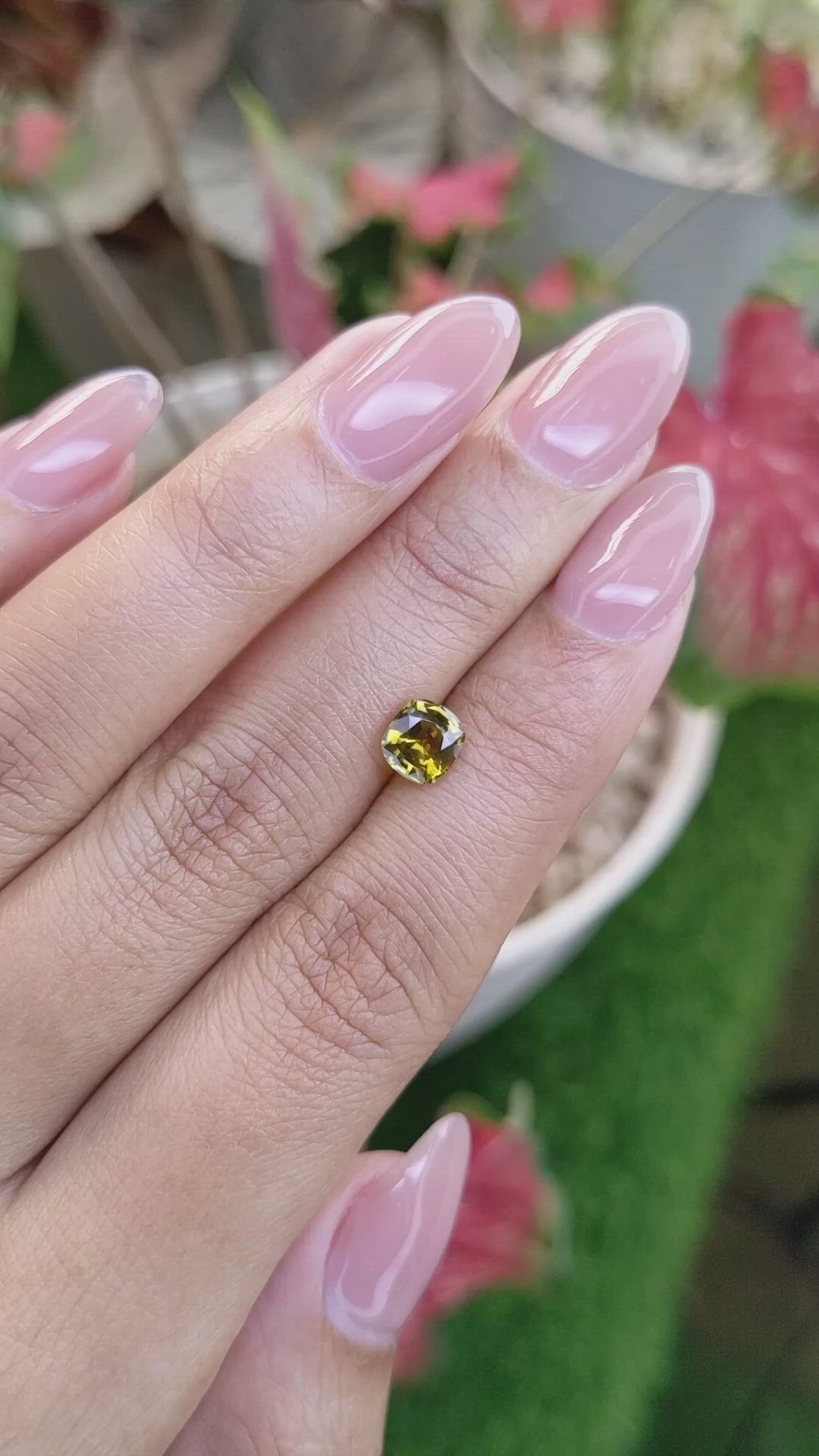 1.05 Ct. Brownish Yellow Zircon from Ceylon (Sri Lanka) Size Video
