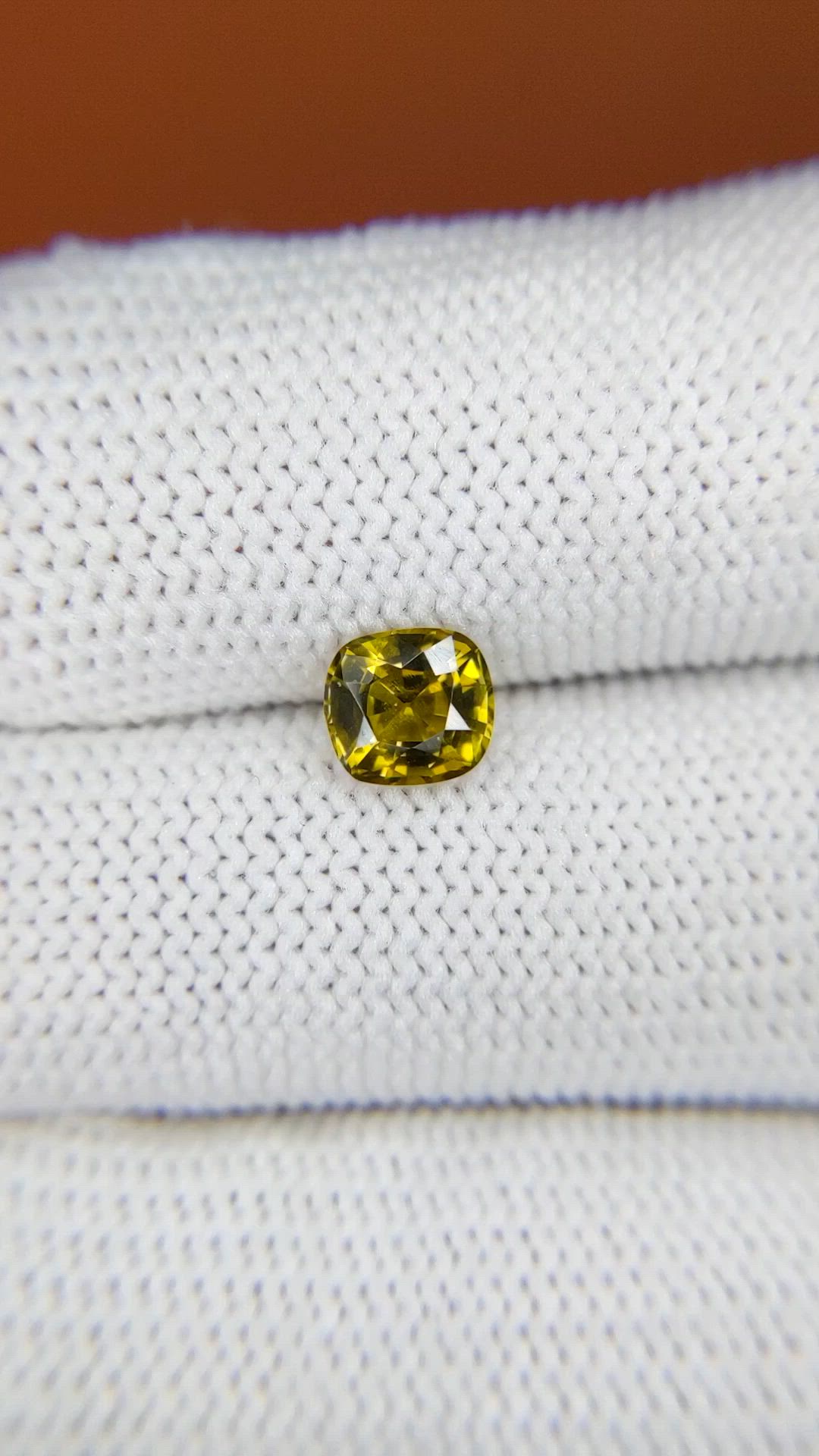 1.05 Ct. Brownish Yellow Zircon from Ceylon (Sri Lanka) Size Video