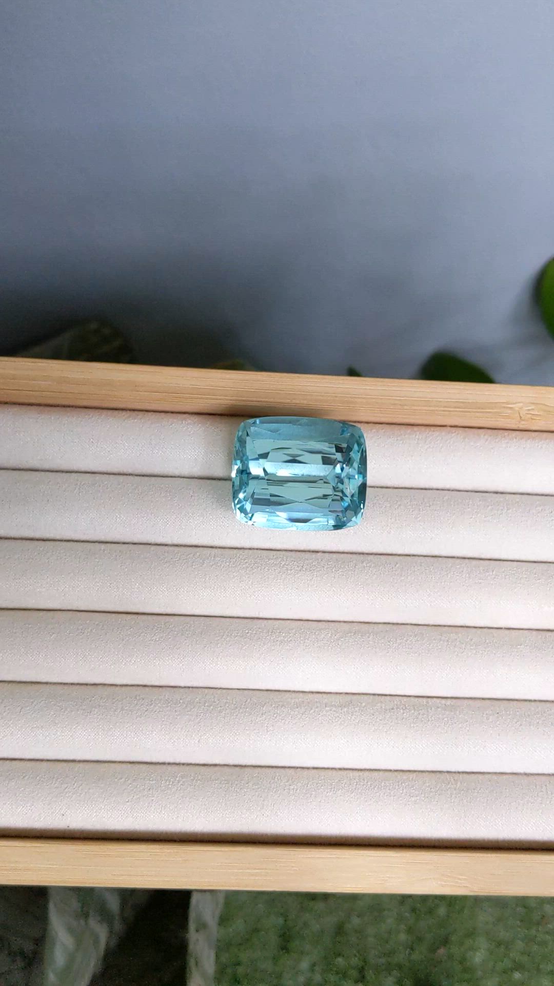 88.20 Ct. Blue Aquamarine from Brazil Size Video