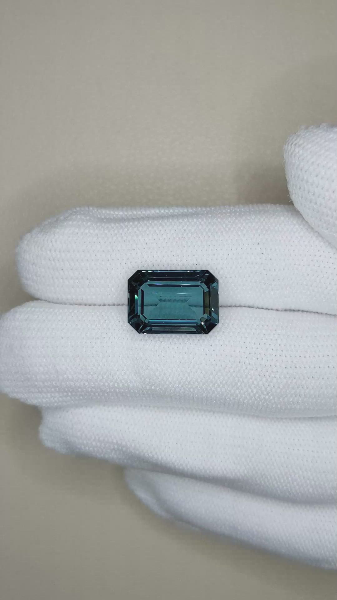 9.90 Ct. London Blue Topaz from Brazil Size Video