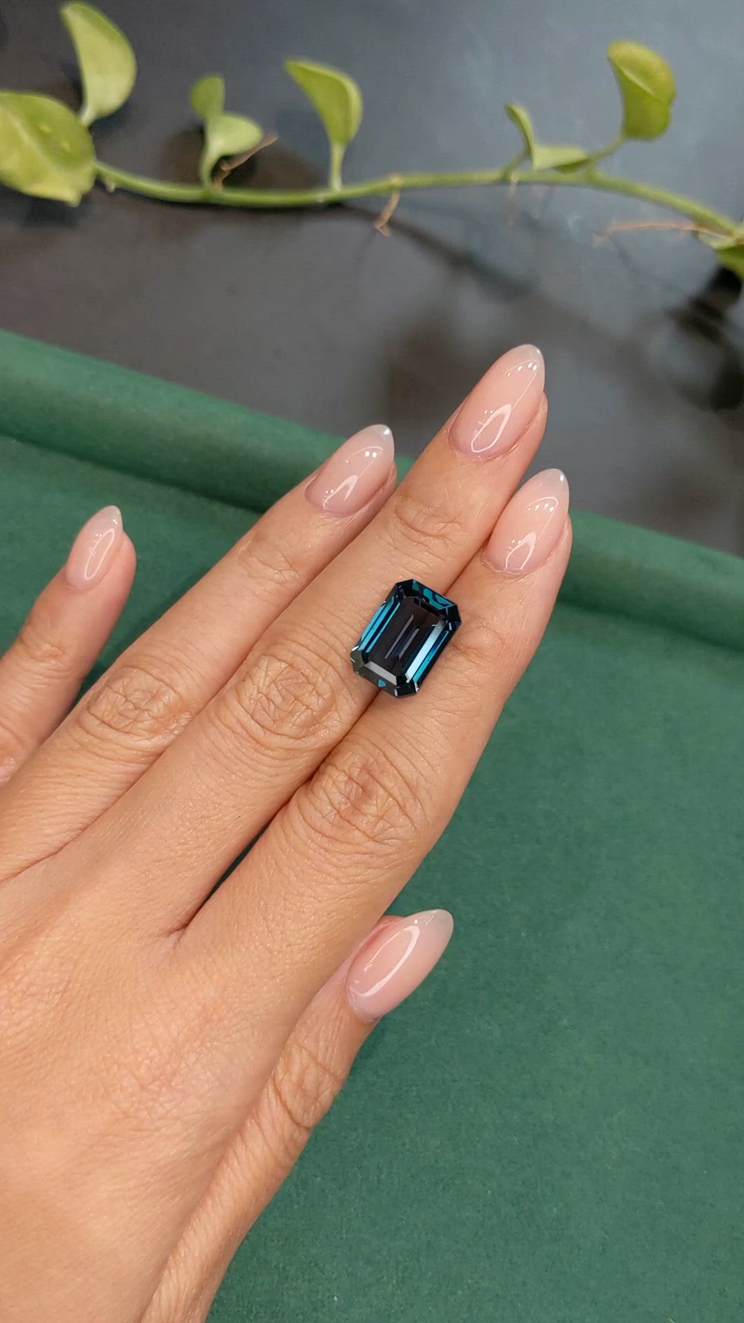 9.90 Ct. London Blue Topaz from Brazil Size Video