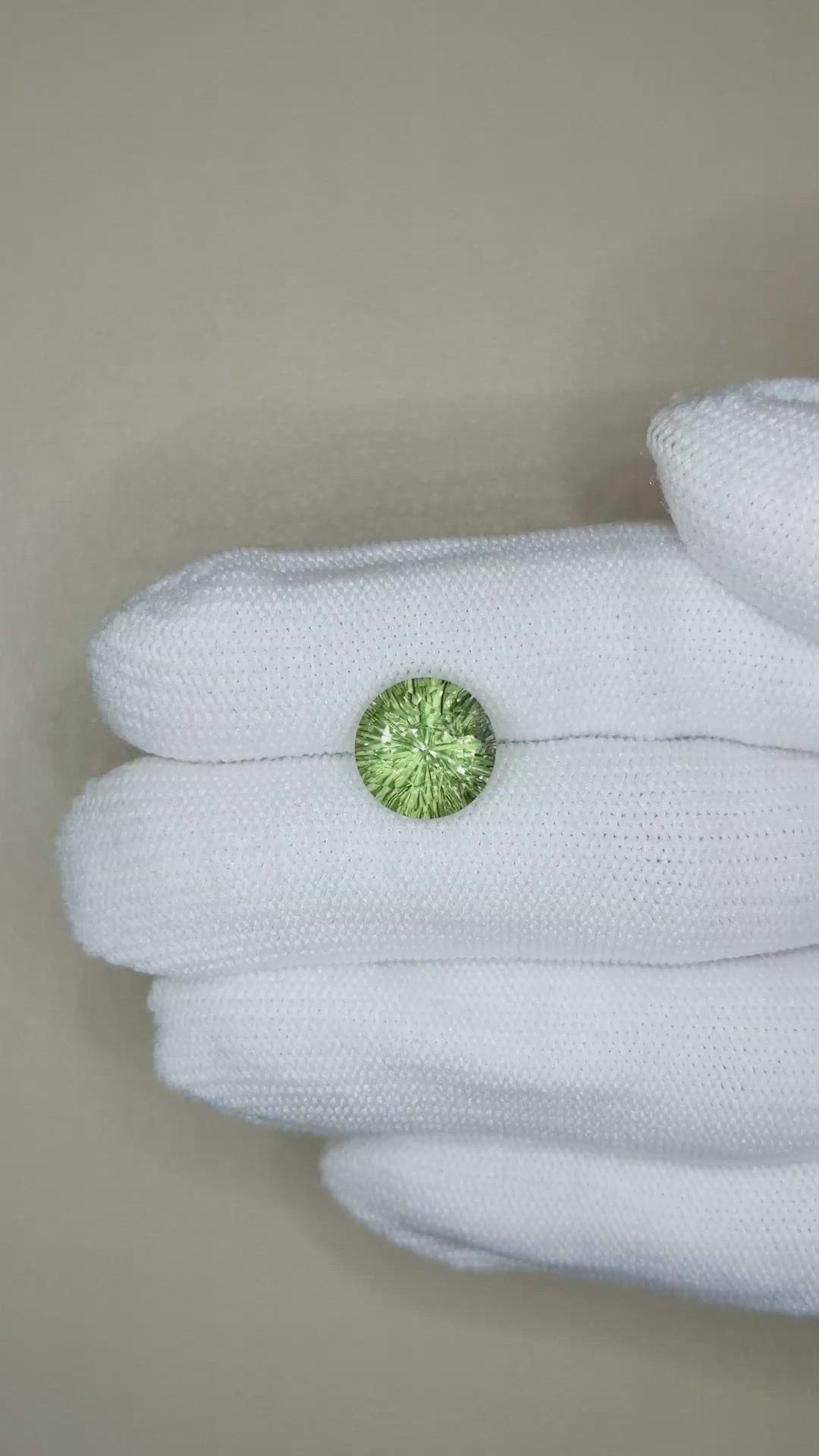 5.22 Ct. Green (Lime Green) Peridot from Afghanistan Size Video