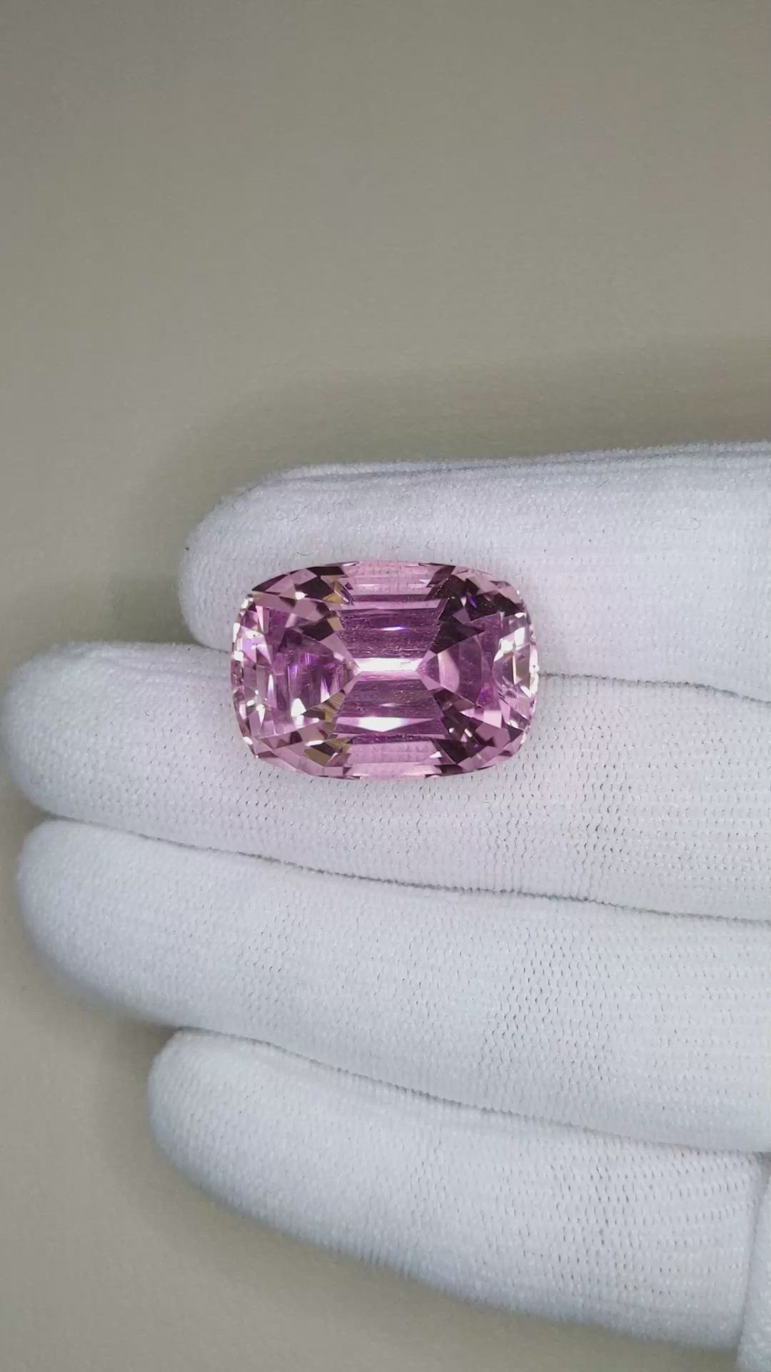 36.30 Ct. Pink Kunzite from Afghanistan Size Video