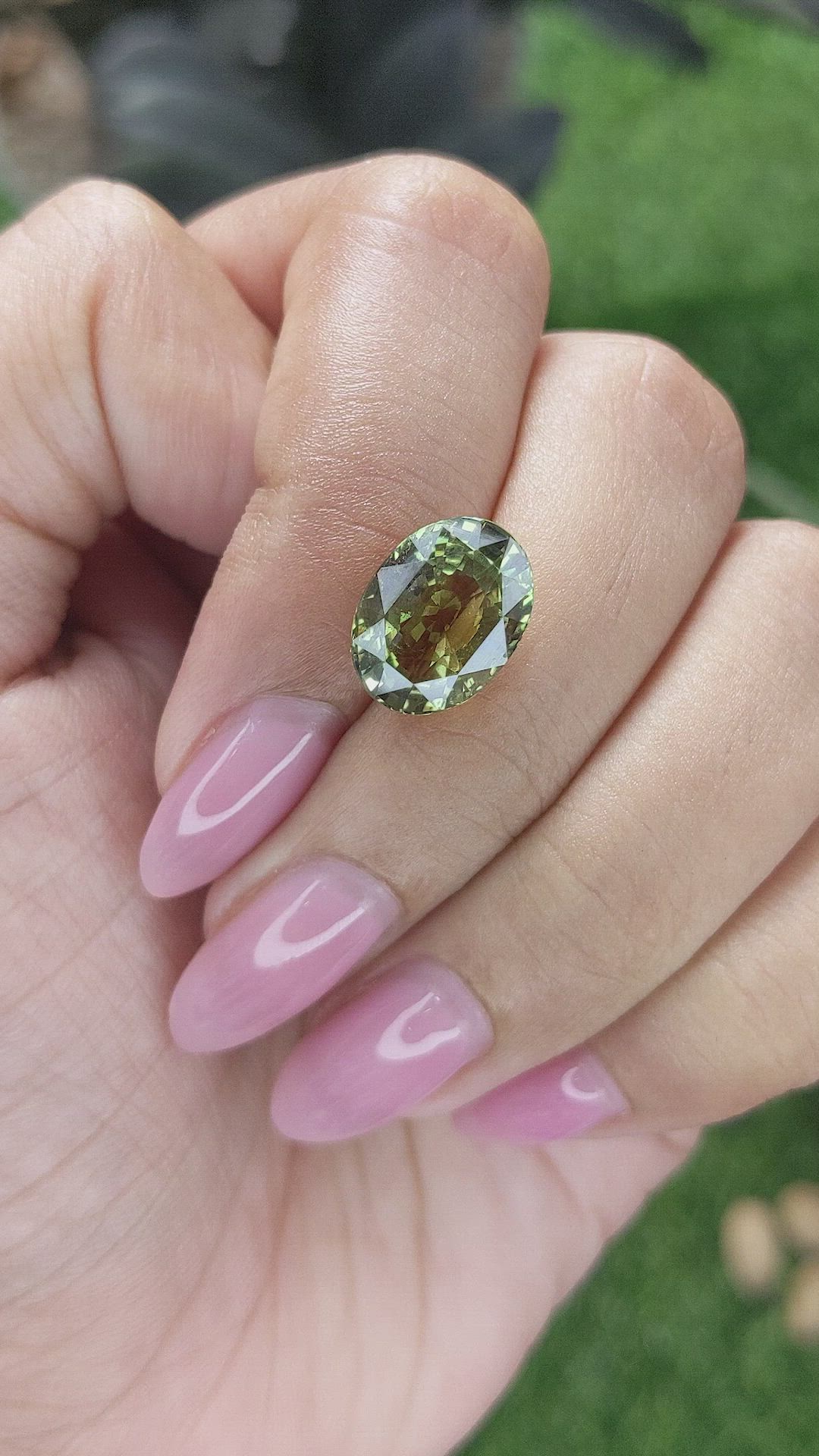 6.08 Ct. Alexandrite from Ceylon (Sri Lanka) Size Video