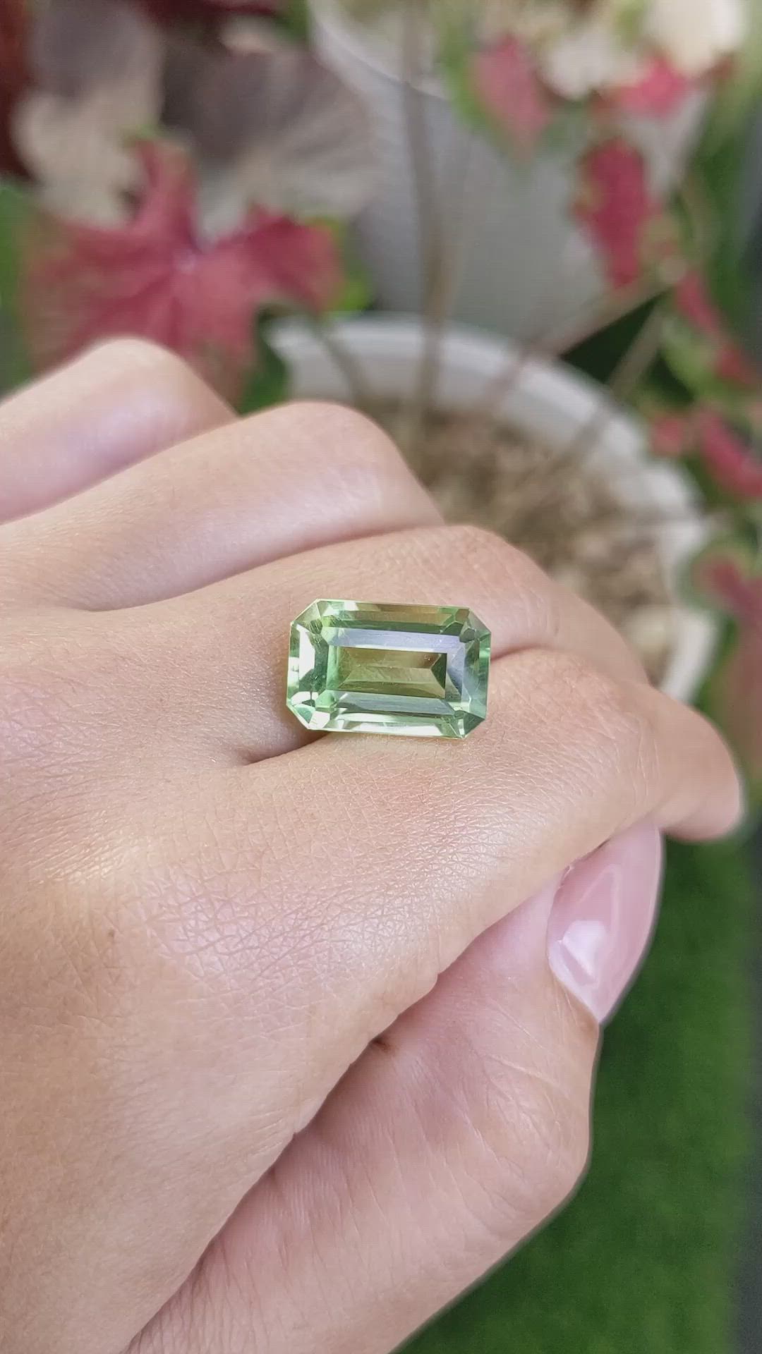 10.00 Ct. Yellowish Green Prasiolite from Brazil Size Video