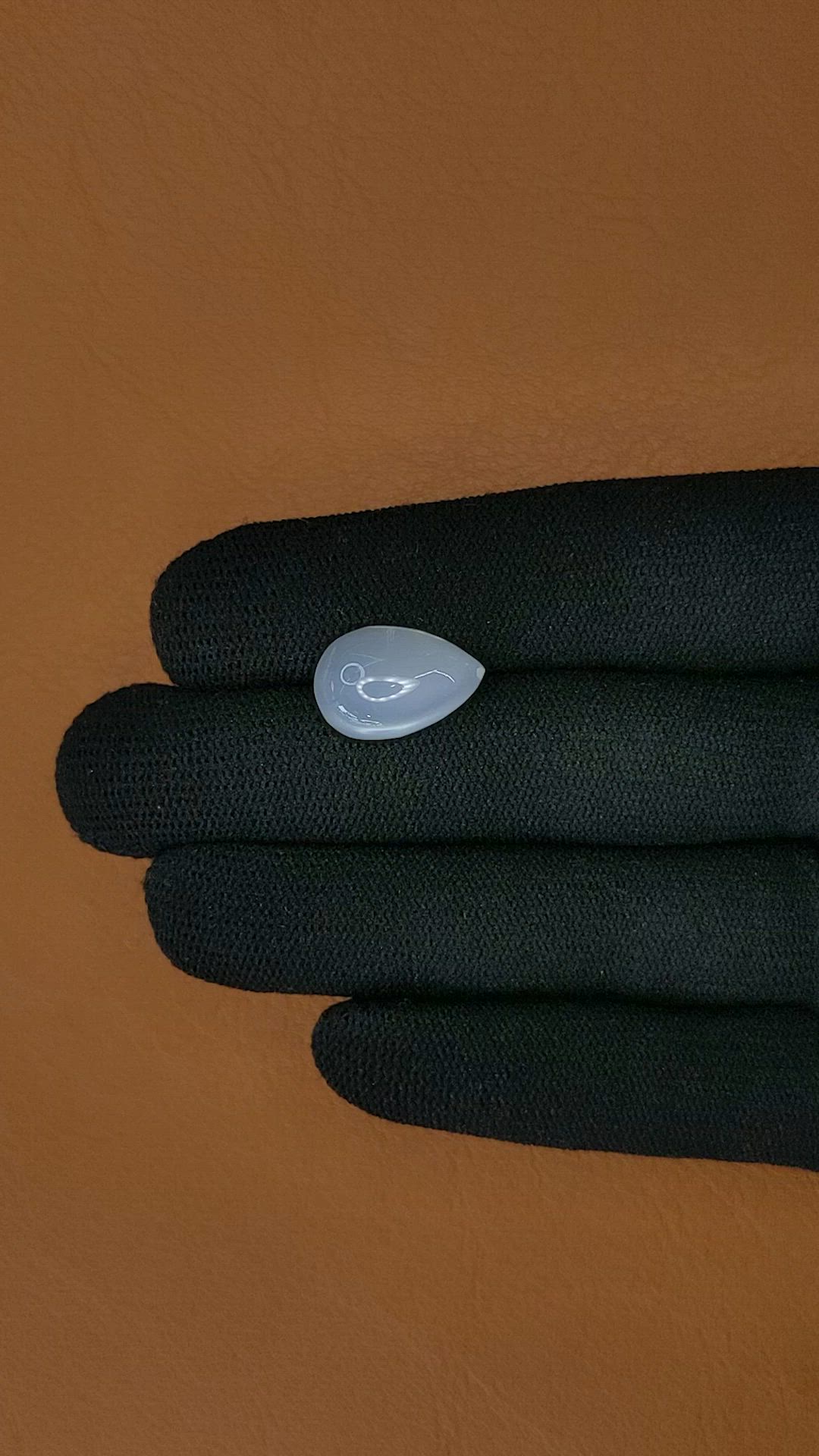 6.95 Ct. White Cabochon Moonstone from Ceylon (Sri Lanka) Size Video
