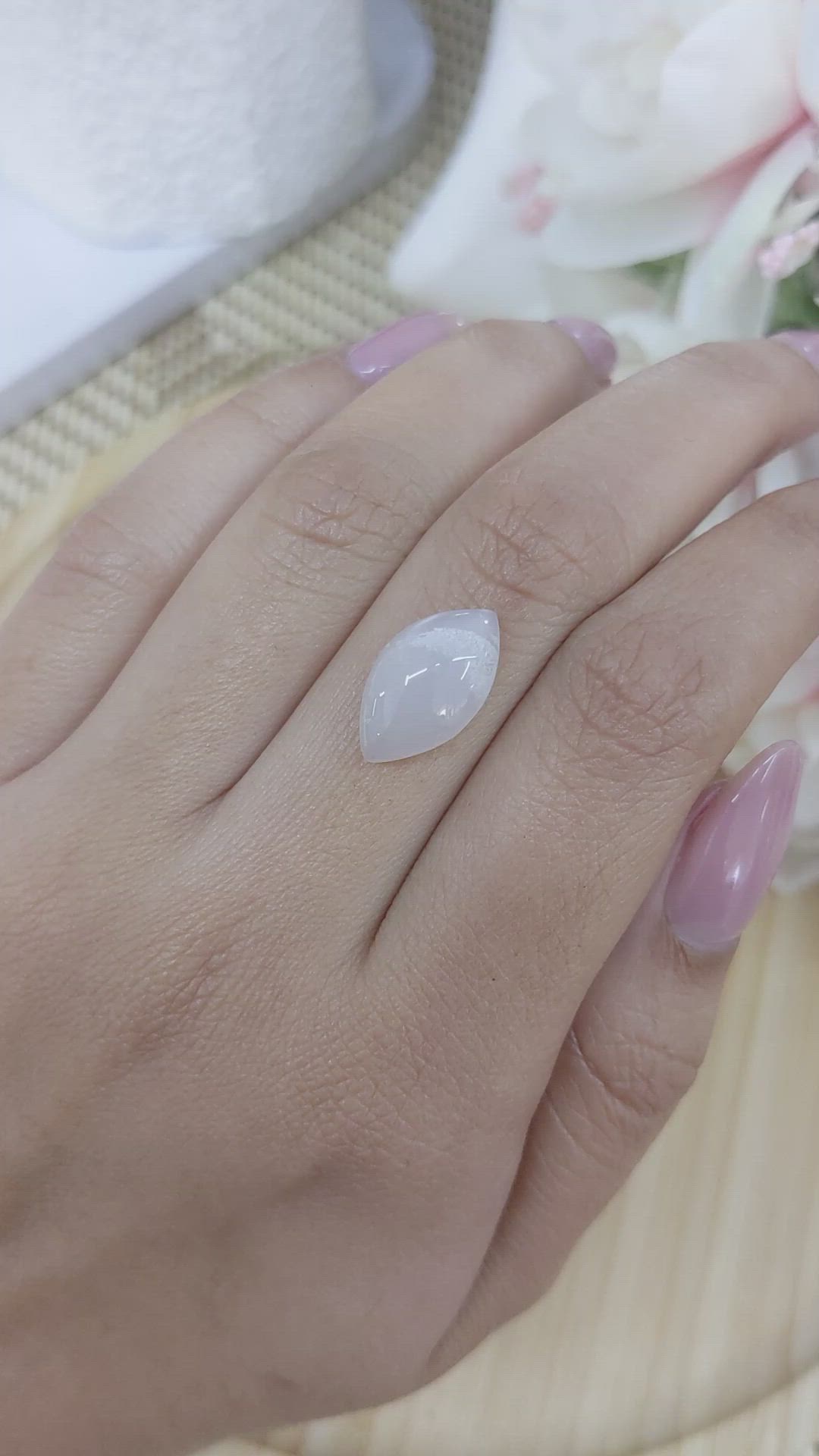 5.14 Ct. White Cabochon Moonstone from Ceylon (Sri Lanka) Size Video