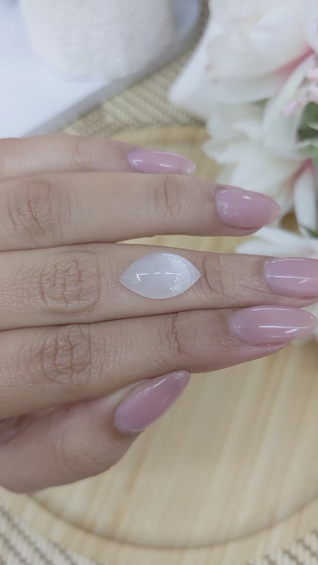 5.14 Ct. White Cabochon Moonstone from Ceylon (Sri Lanka) Size Video