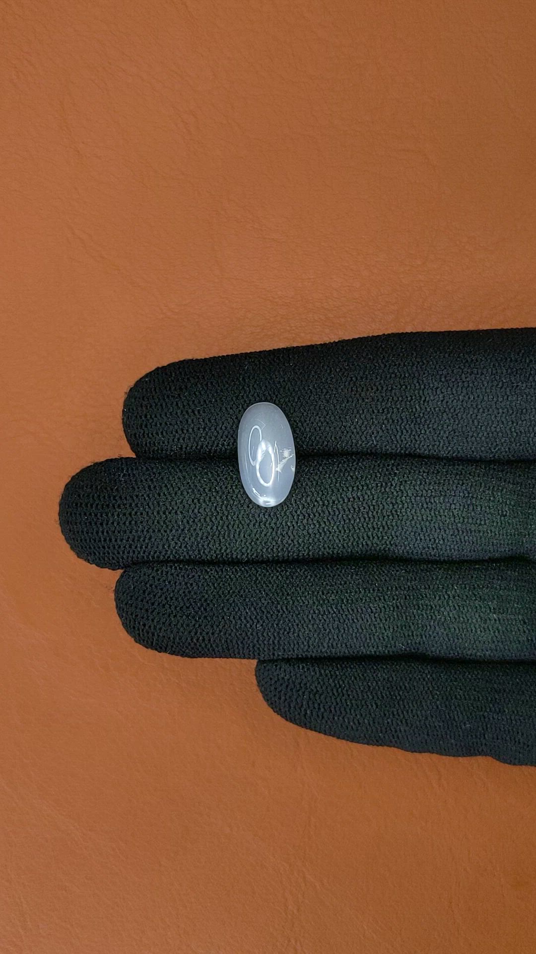 4.77 Ct. Blue Flash Cabochon Moonstone from Ceylon (Sri Lanka) Size Video