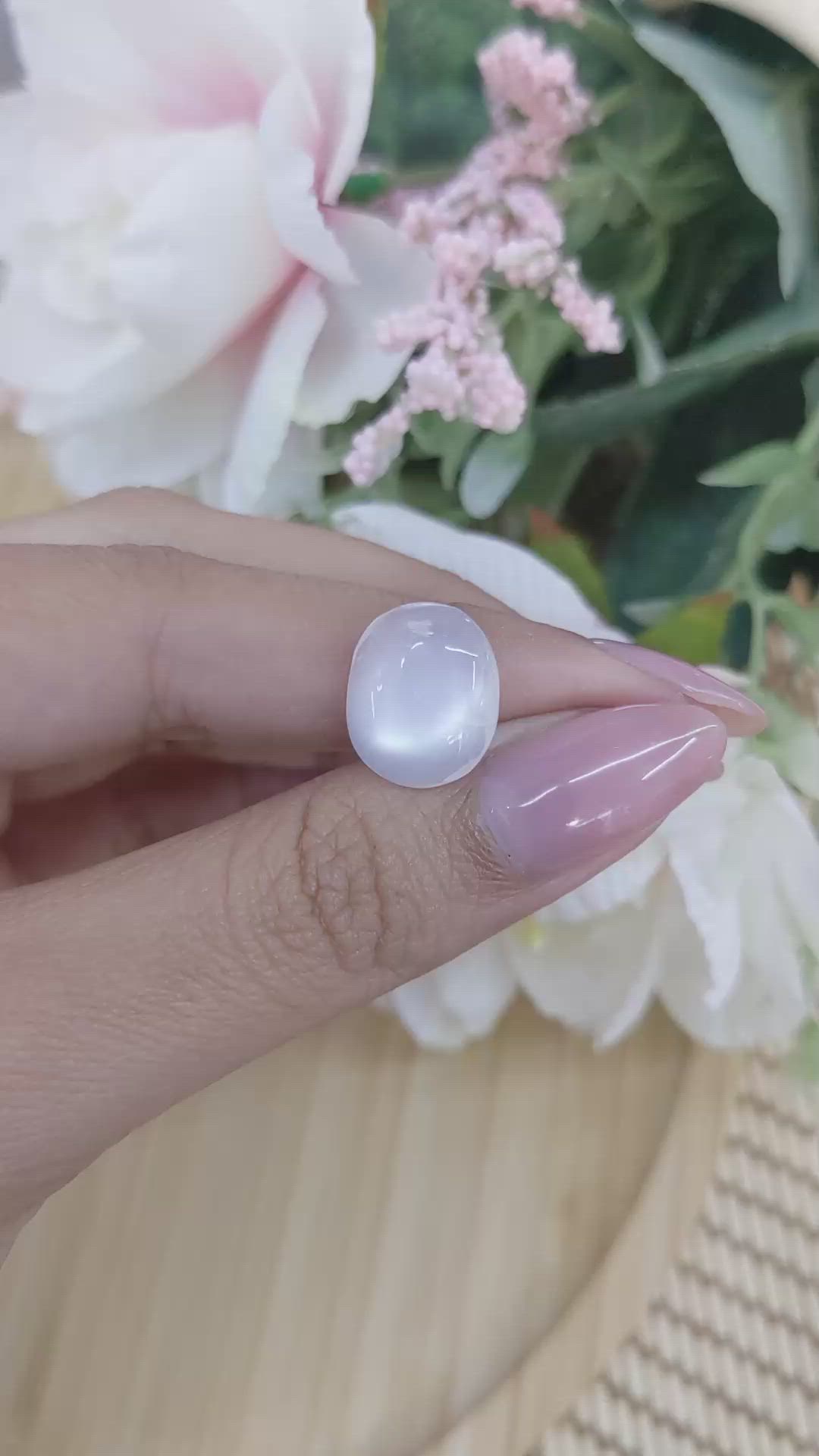 6.93 Ct. Blue Flash Cabochon Moonstone from Ceylon (Sri Lanka) Size Video
