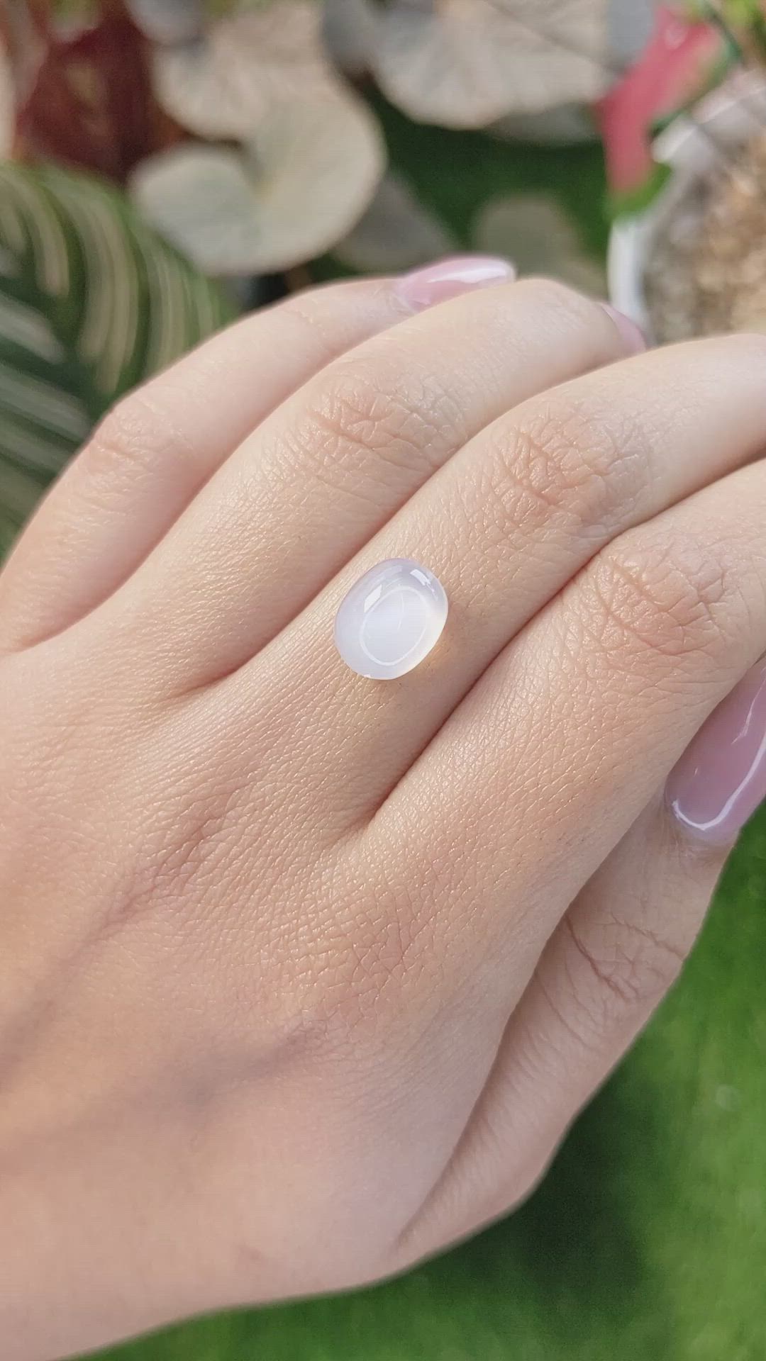 3.96 Ct. Blue Flash Cabochon Moonstone from Ceylon (Sri Lanka) Size Video