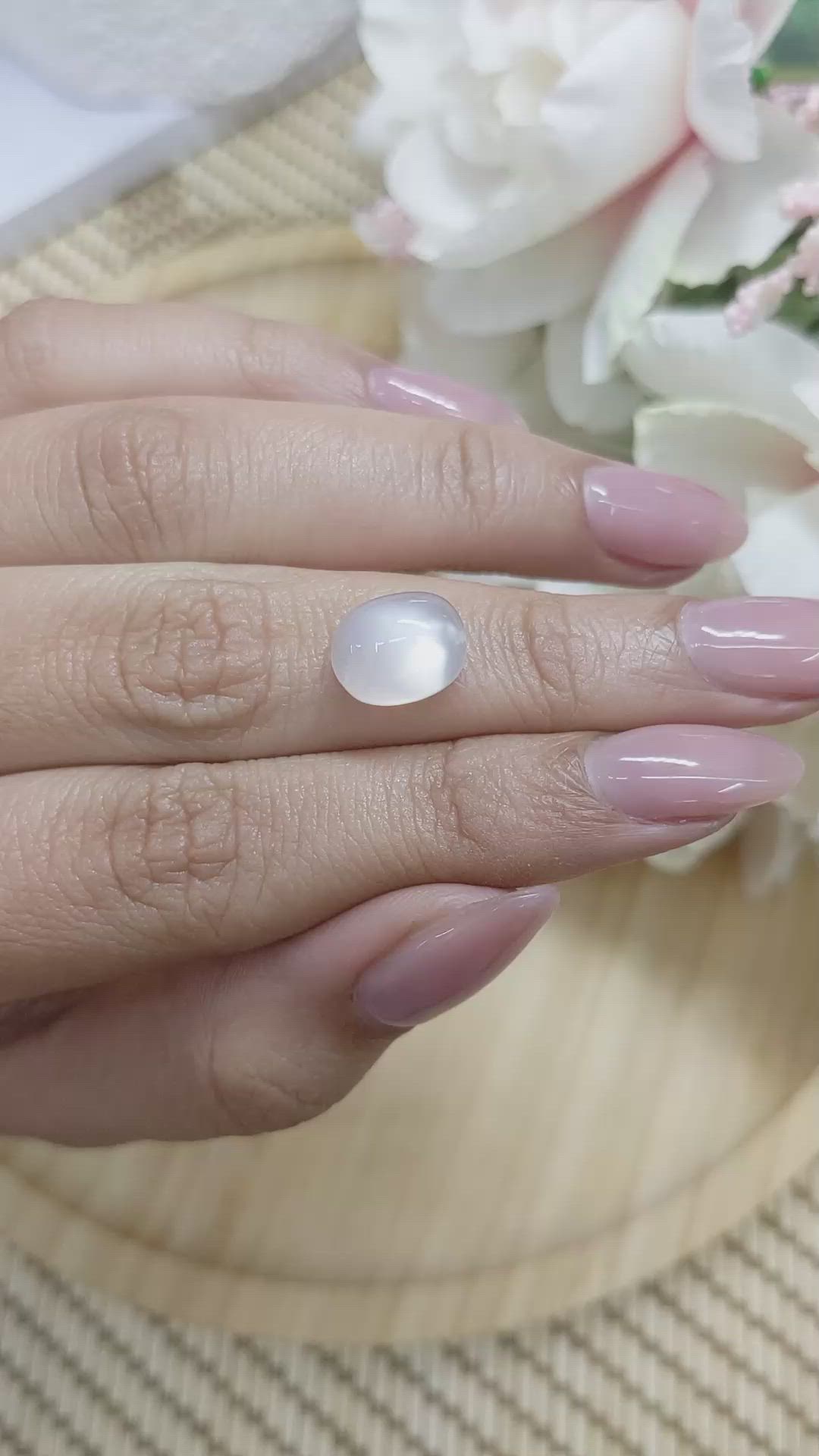 3.96 Ct. Blue Flash Cabochon Moonstone from Ceylon (Sri Lanka) Size Video