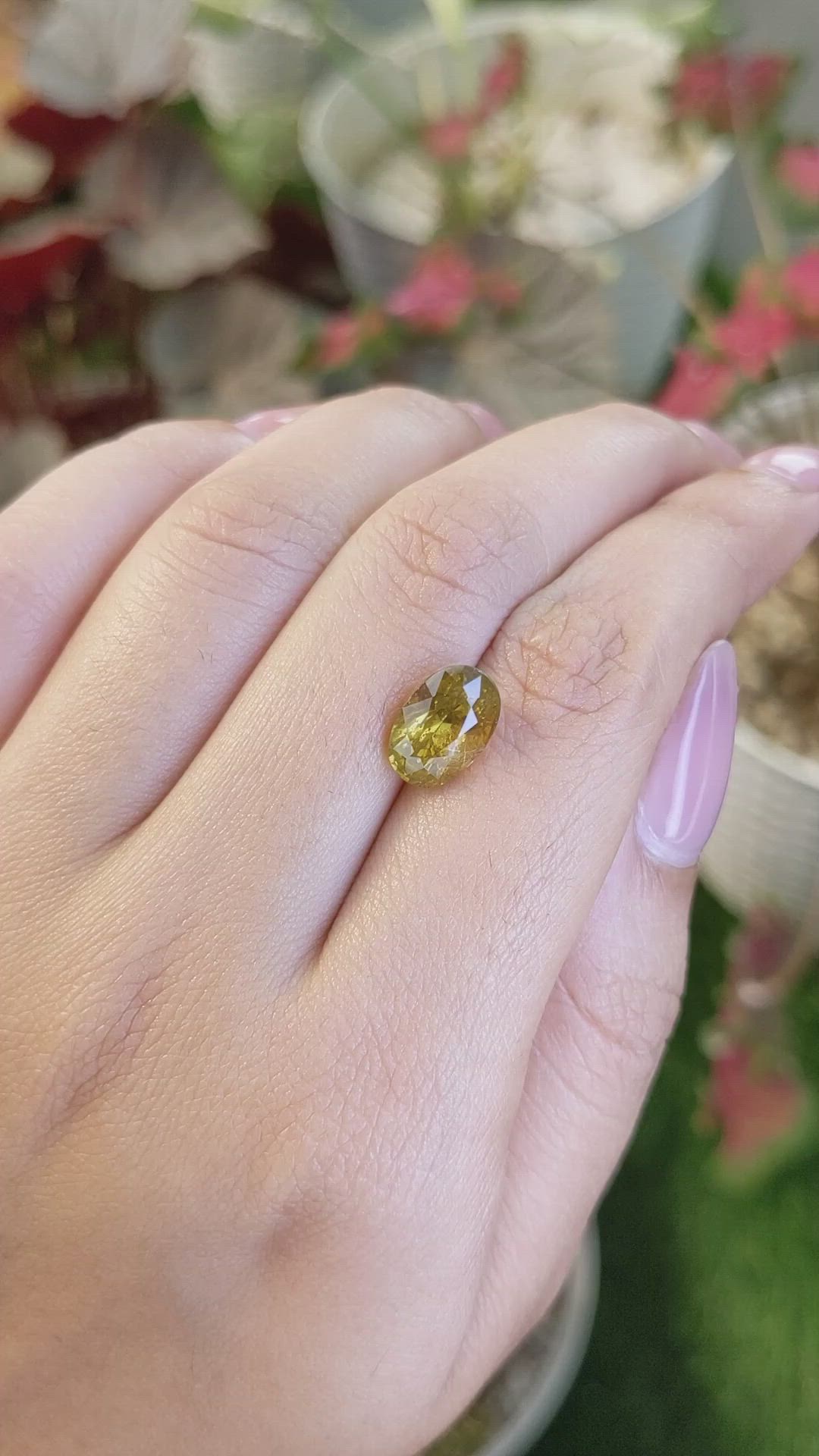 4.14 Ct. Brownish Yellow Chrysoberyl from Ceylon (Sri Lanka) Size Video