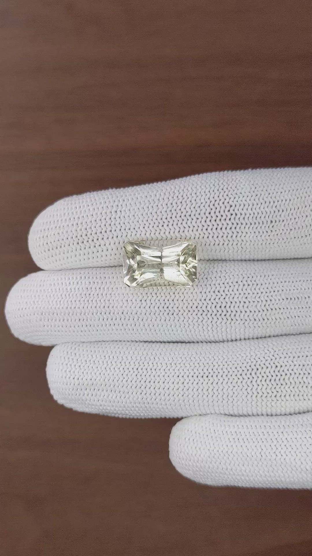 8.03 Ct. Brown Scapolite from Ceylon (Sri Lanka) Size Video