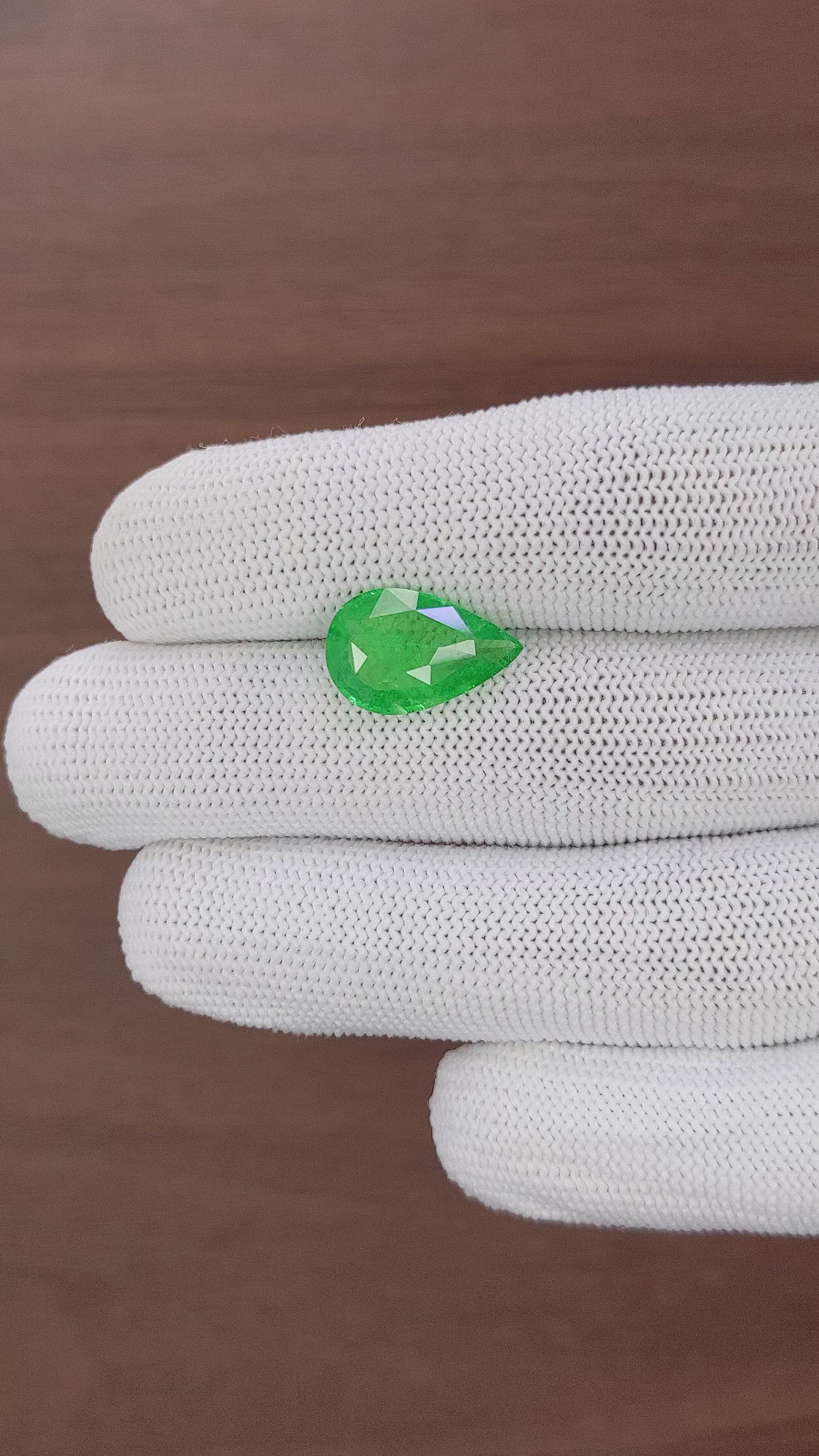 5.00 Ct. Tsavorite Garnet from Tanzania Size Video
