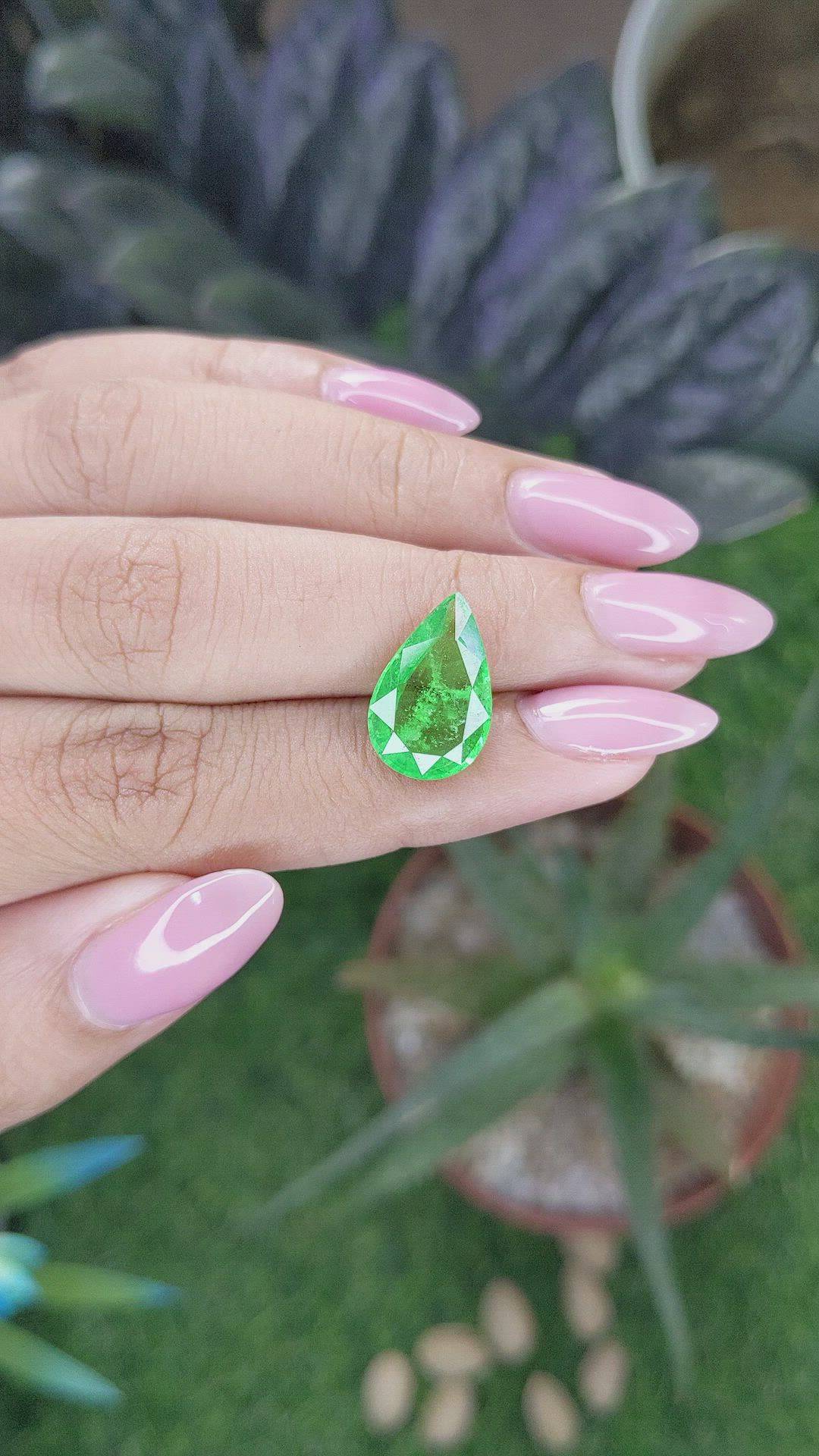 5.00 Ct. Tsavorite Garnet from Tanzania Size Video