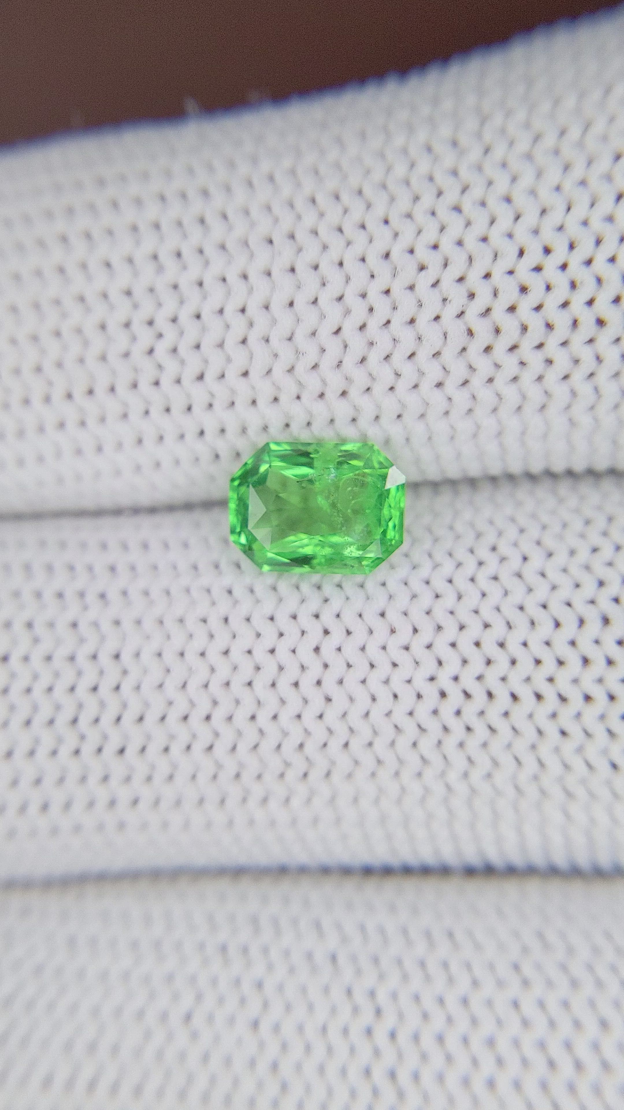 1.27 Ct. Tsavorite Garnet from Tanzania Size Video