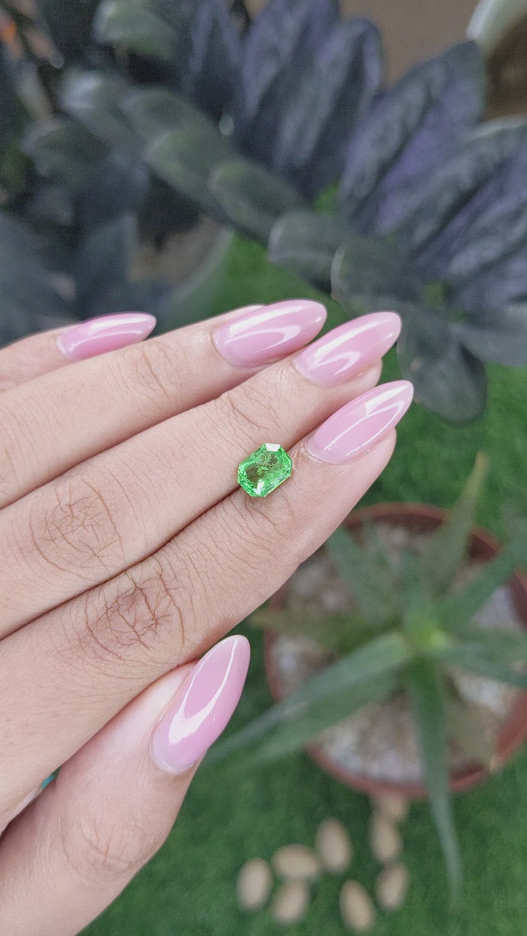 1.27 Ct. Tsavorite Garnet from Tanzania Size Video