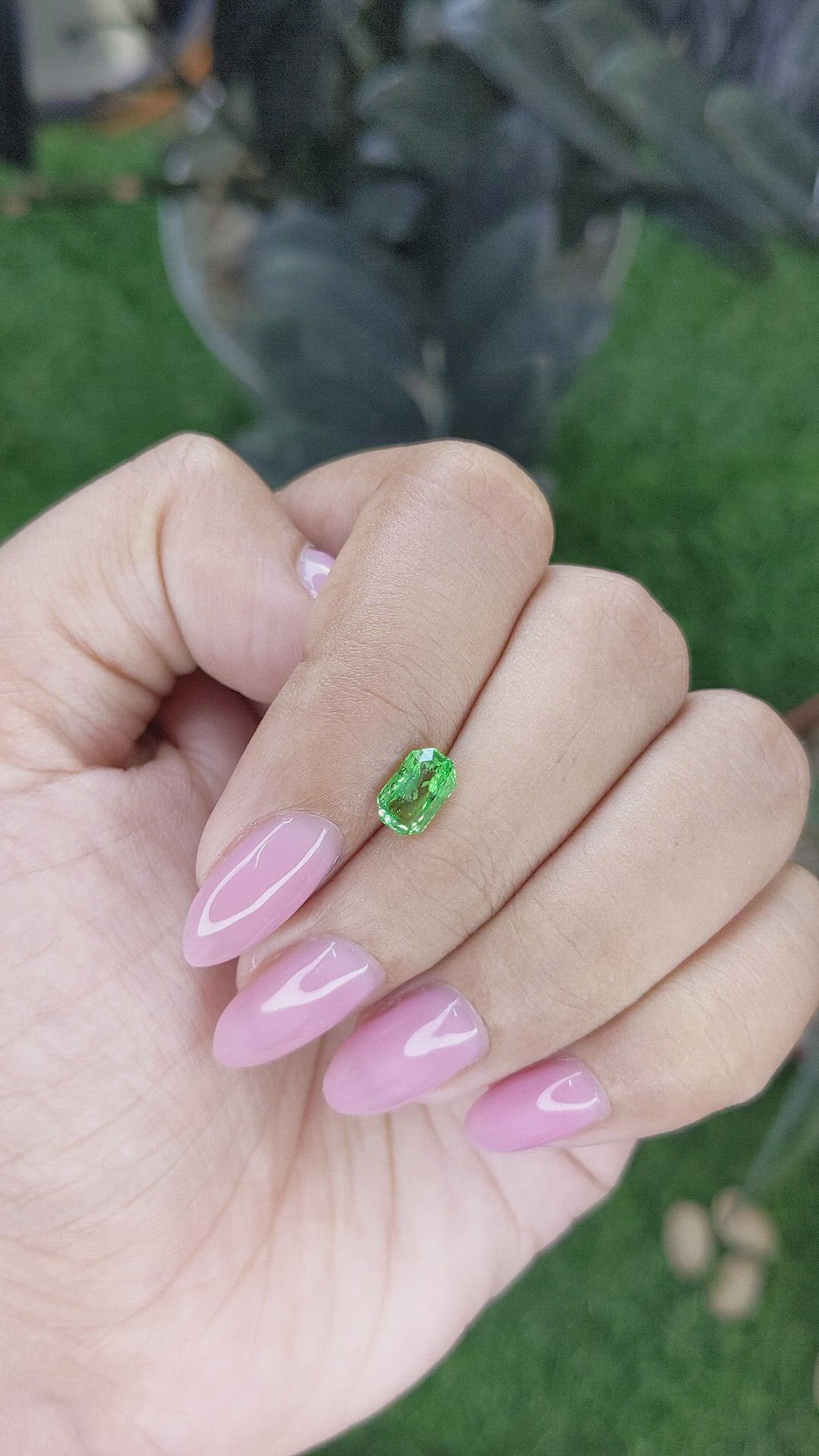 1.05 Ct. Tsavorite Garnet from Tanzania Size Video