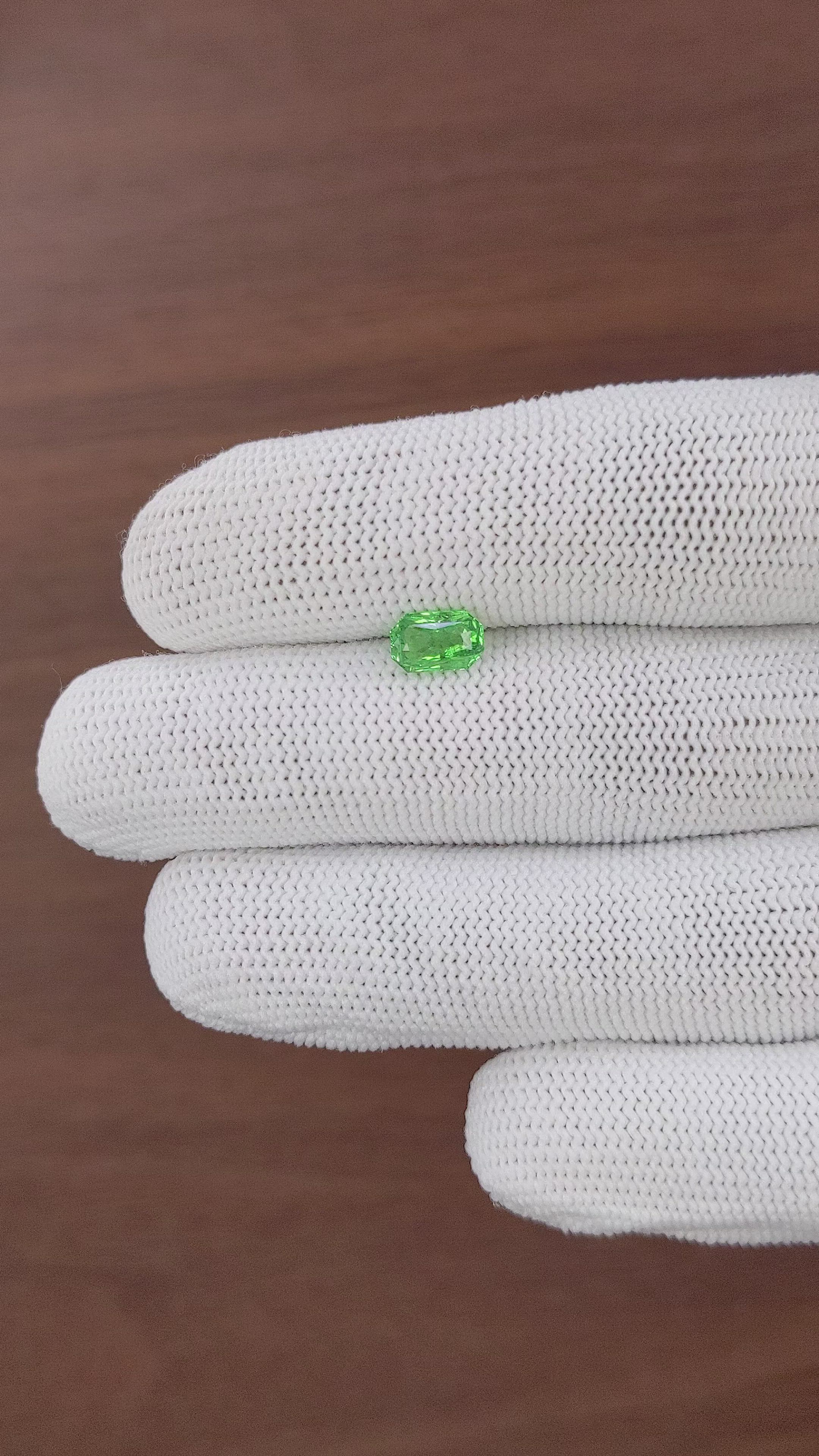 1.05 Ct. Tsavorite Garnet from Tanzania Size Video