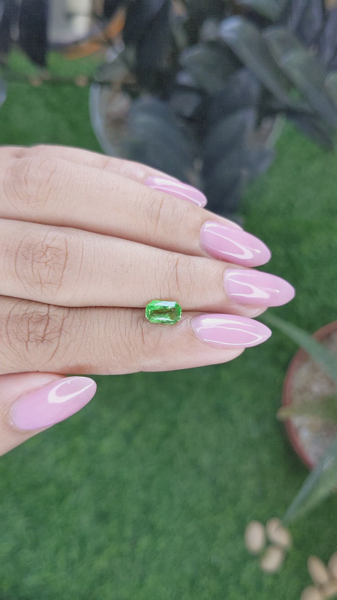 1.05 Ct. Tsavorite Garnet from Tanzania Size Video