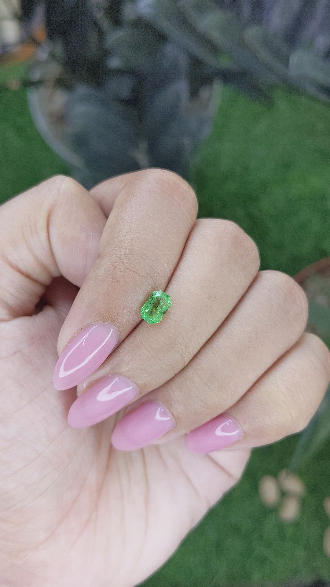 0.84 Ct. Tsavorite Garnet from Tanzania Size Video