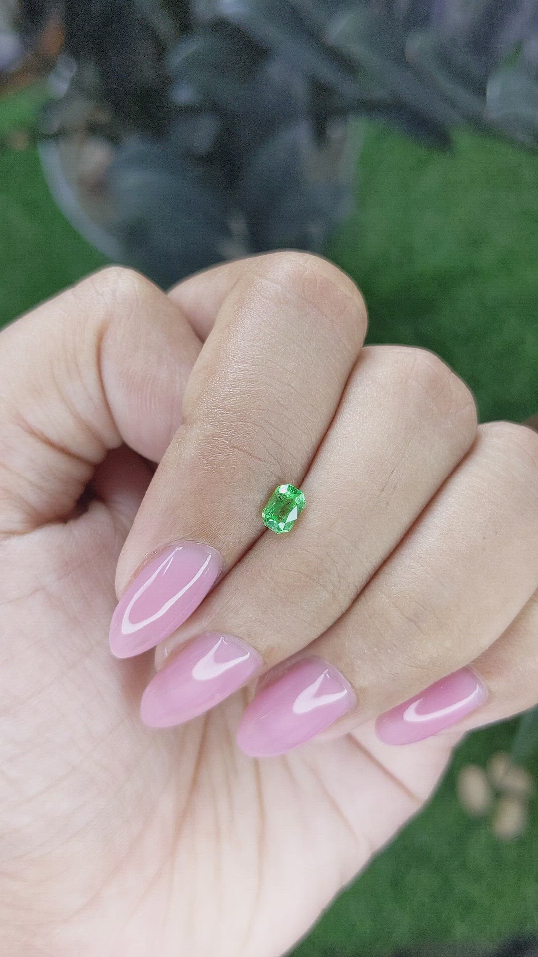 0.45 Ct. Tsavorite Garnet from Tanzania Size Video