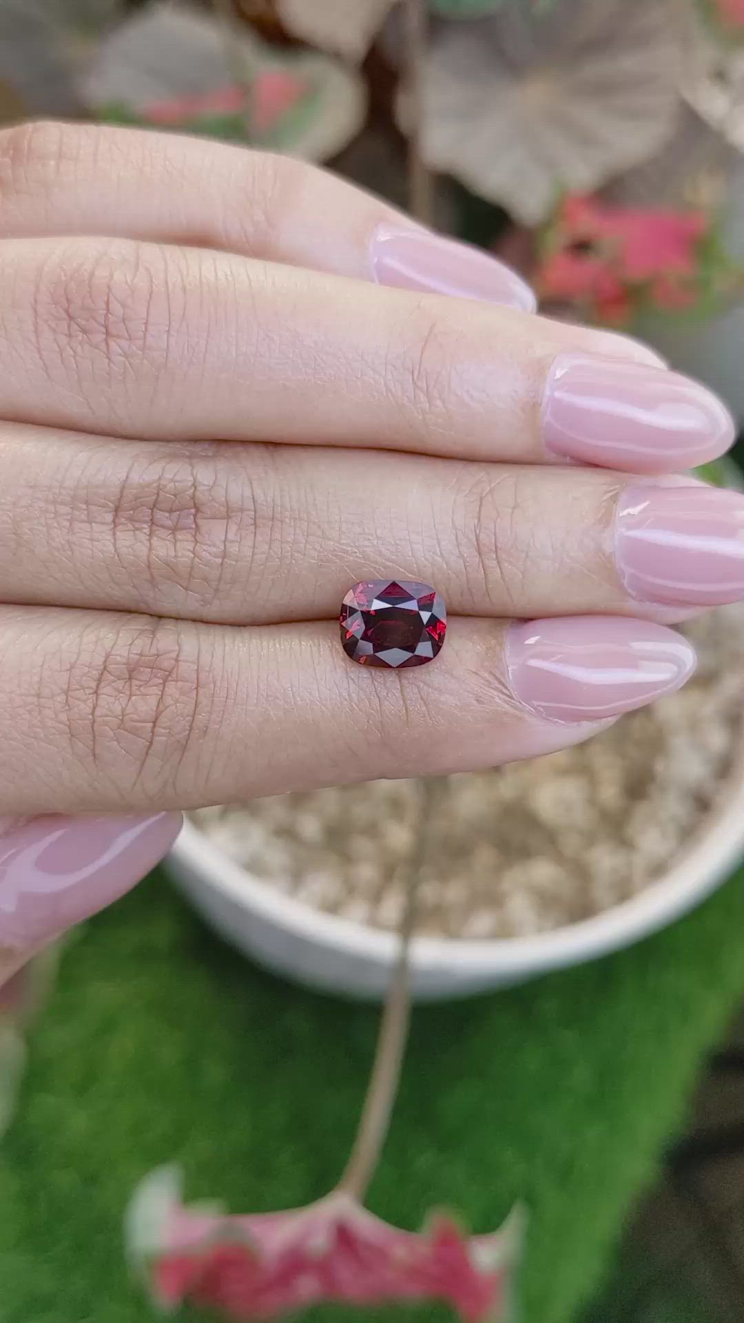 2.82 Ct. Red Garnet from Ceylon (Sri Lanka) Size Video