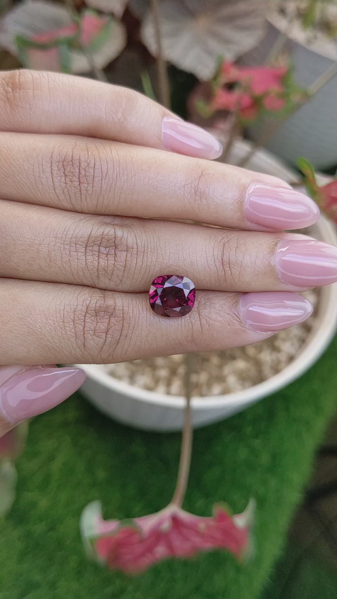 5.22 Ct. Purplish Pink Garnet from Ceylon (Sri Lanka) Size Video