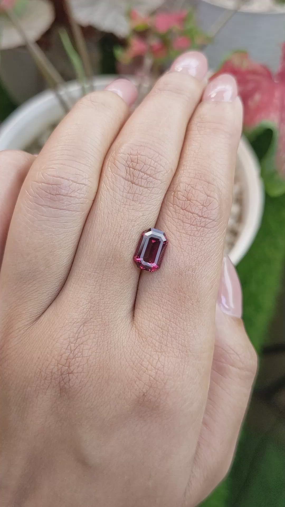 3.09 Ct. Purplish Red Garnet from Ceylon (Sri Lanka) Size Video