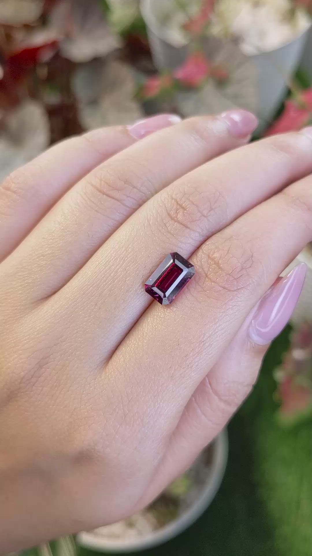 3.39 Ct. Reddish Pink Garnet from Ceylon (Sri Lanka) Size Video