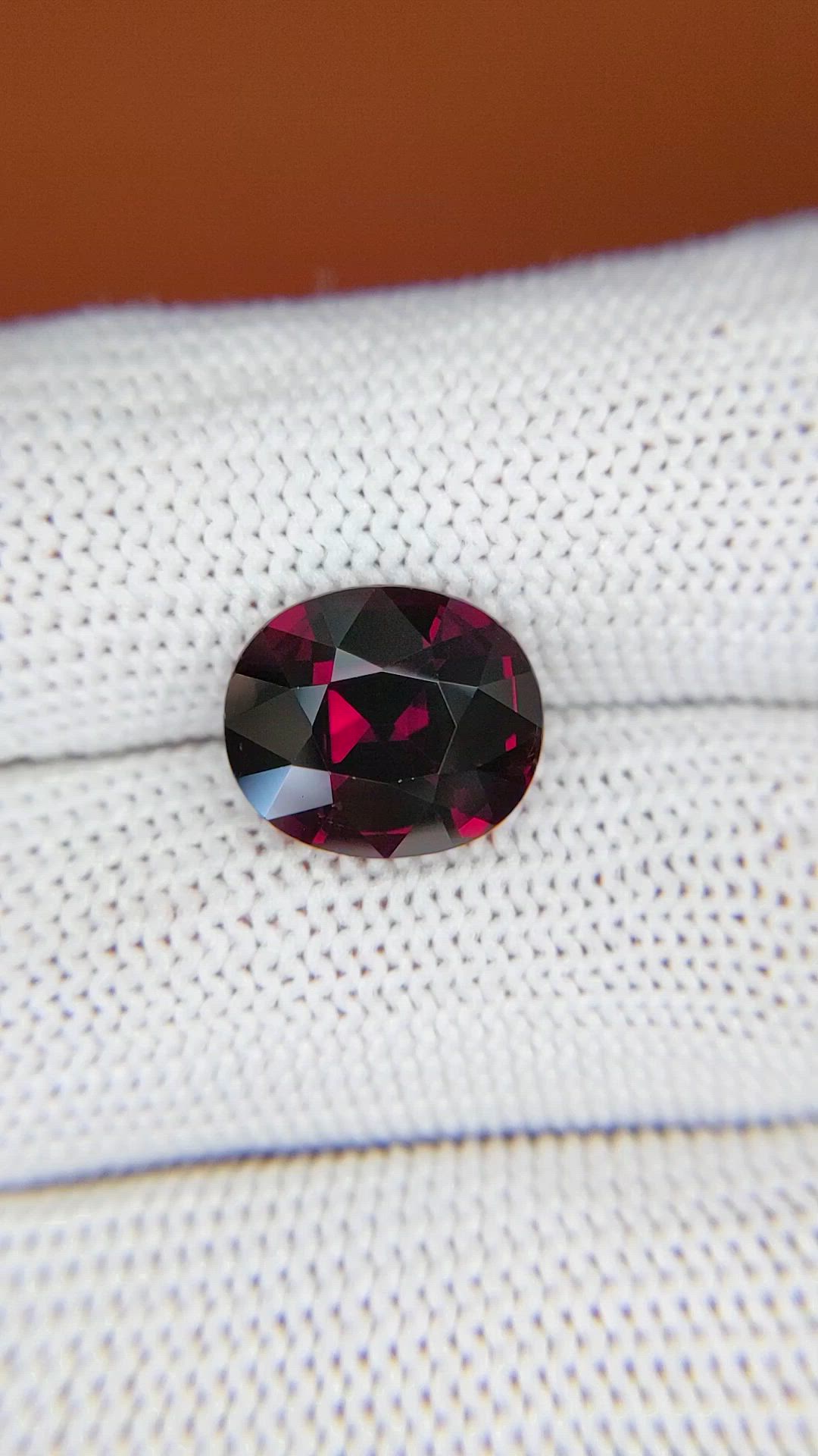 6.56 Ct. Red Garnet from Ceylon (Sri Lanka) Size Video