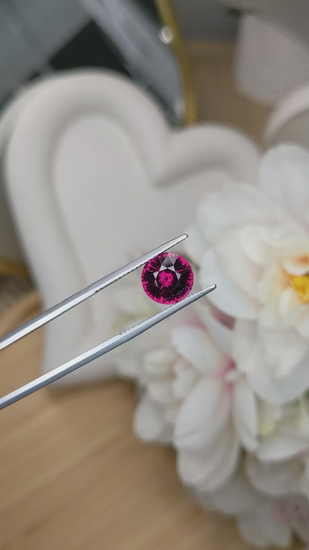 3.14 Ct. Pinkish Red Garnet from Ceylon (Sri Lanka) Size Video