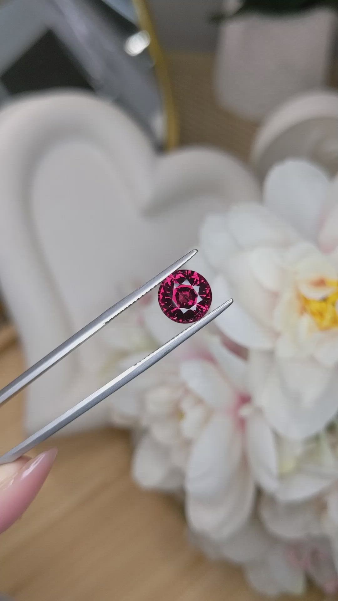 3.06 Ct. Red Garnet from Ceylon (Sri Lanka) Size Video