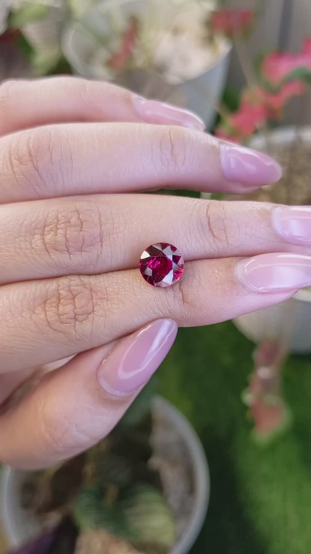 3.06 Ct. Red Garnet from Ceylon (Sri Lanka) Size Video