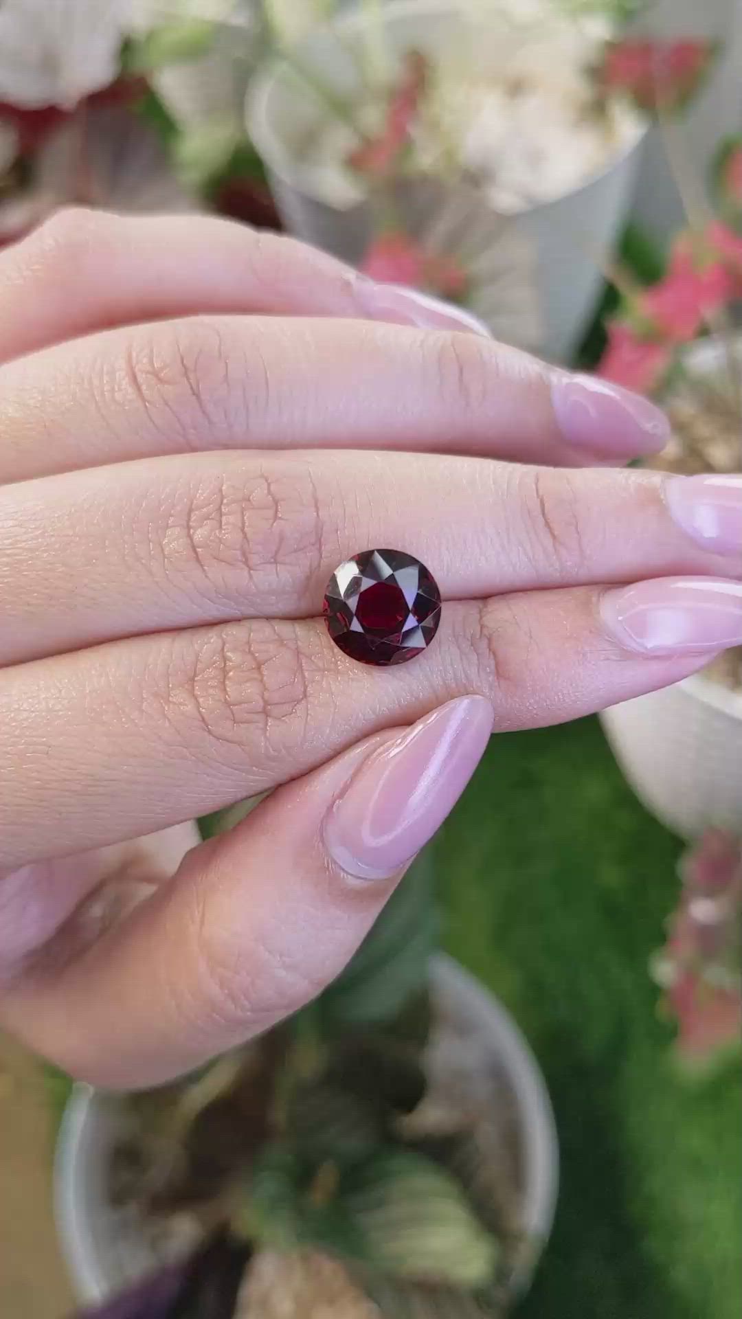 6.07 Ct. Red Garnet from Ceylon (Sri Lanka) Size Video