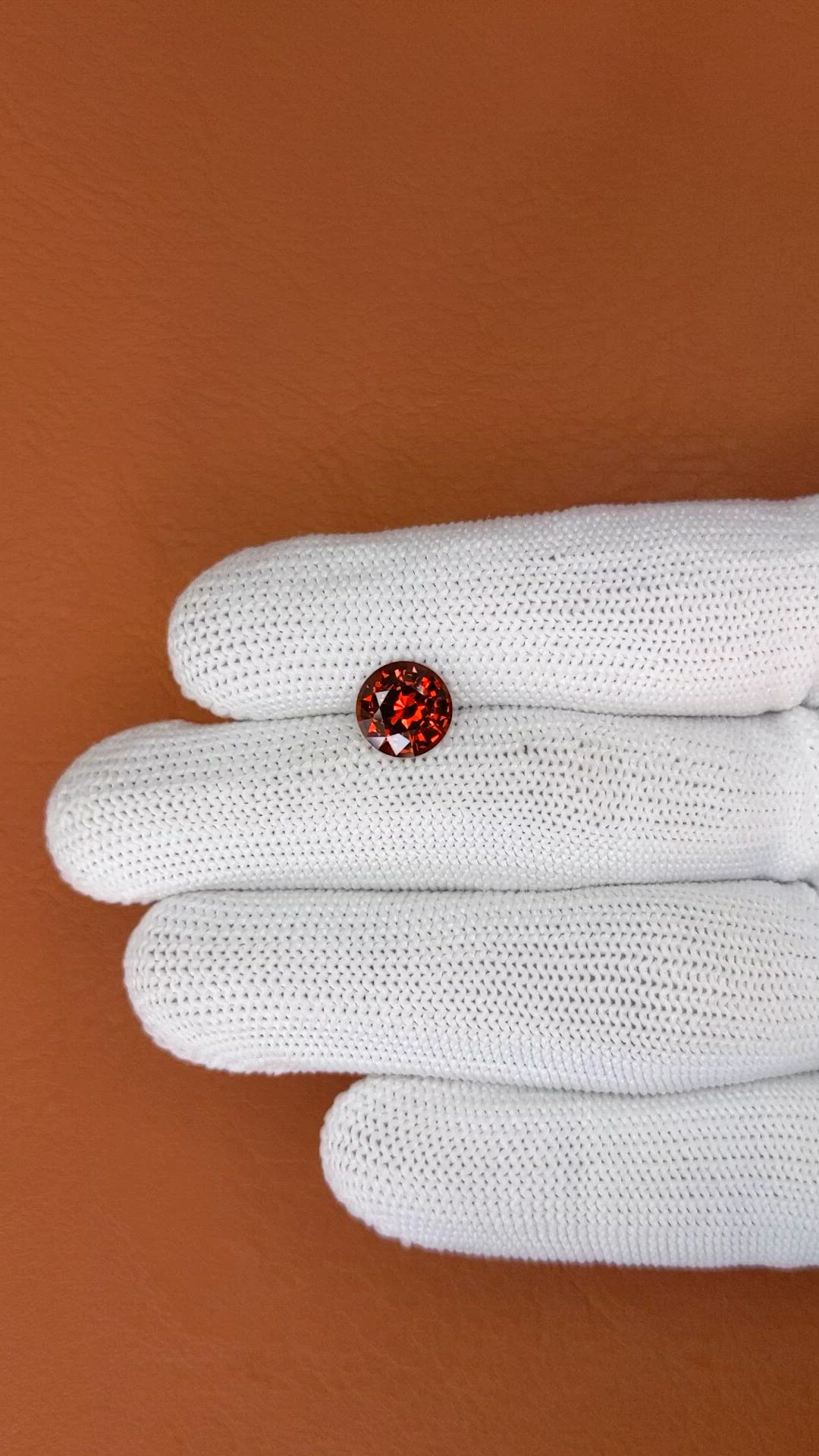 2.69 Ct. Red Garnet from Ceylon (Sri Lanka) Size Video