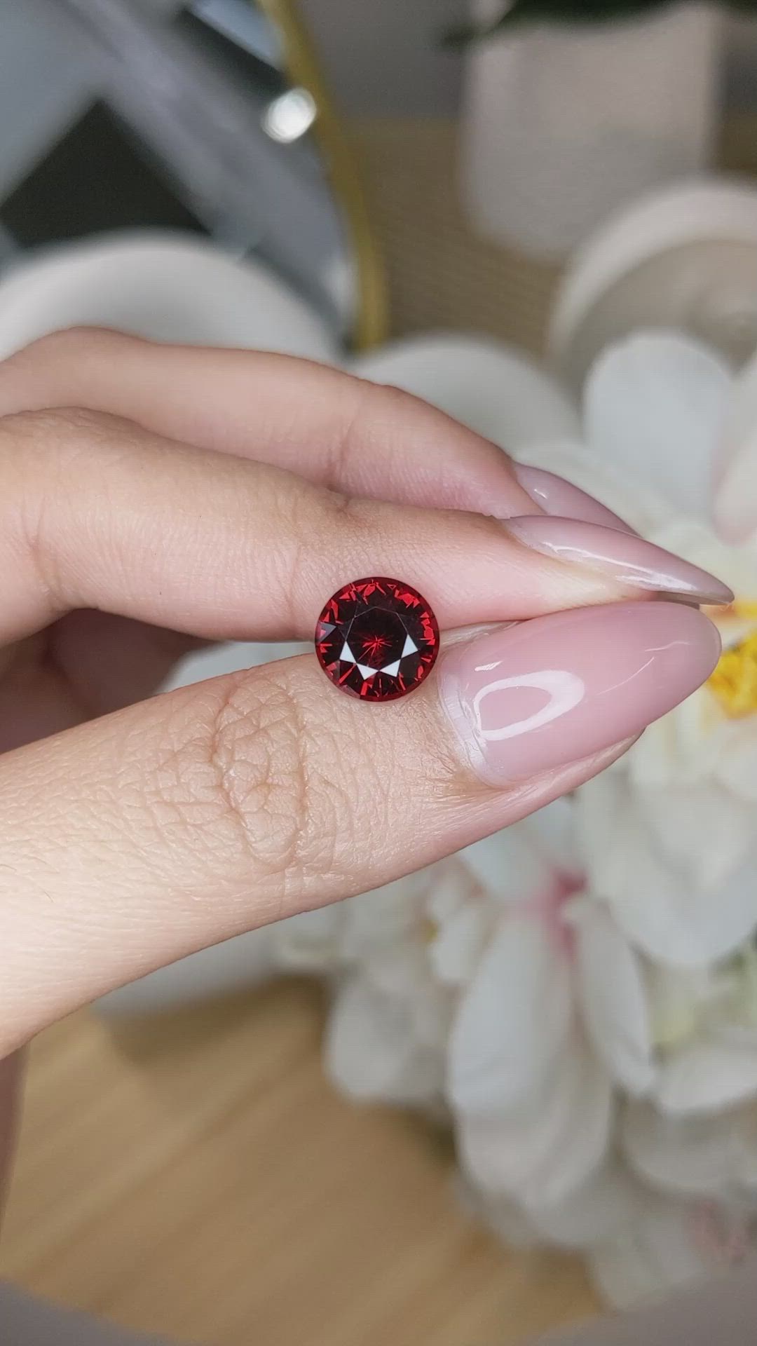 2.69 Ct. Red Garnet from Ceylon (Sri Lanka) Size Video