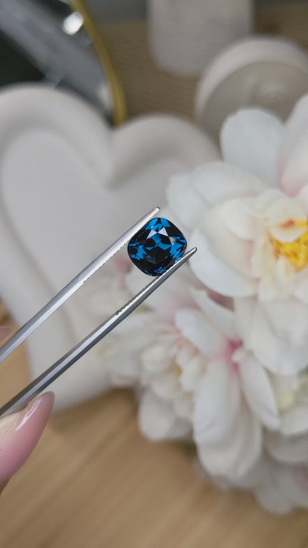 4.10 Ct. Blue Cobalt Spinel from Ceylon (Sri Lanka) Size Video