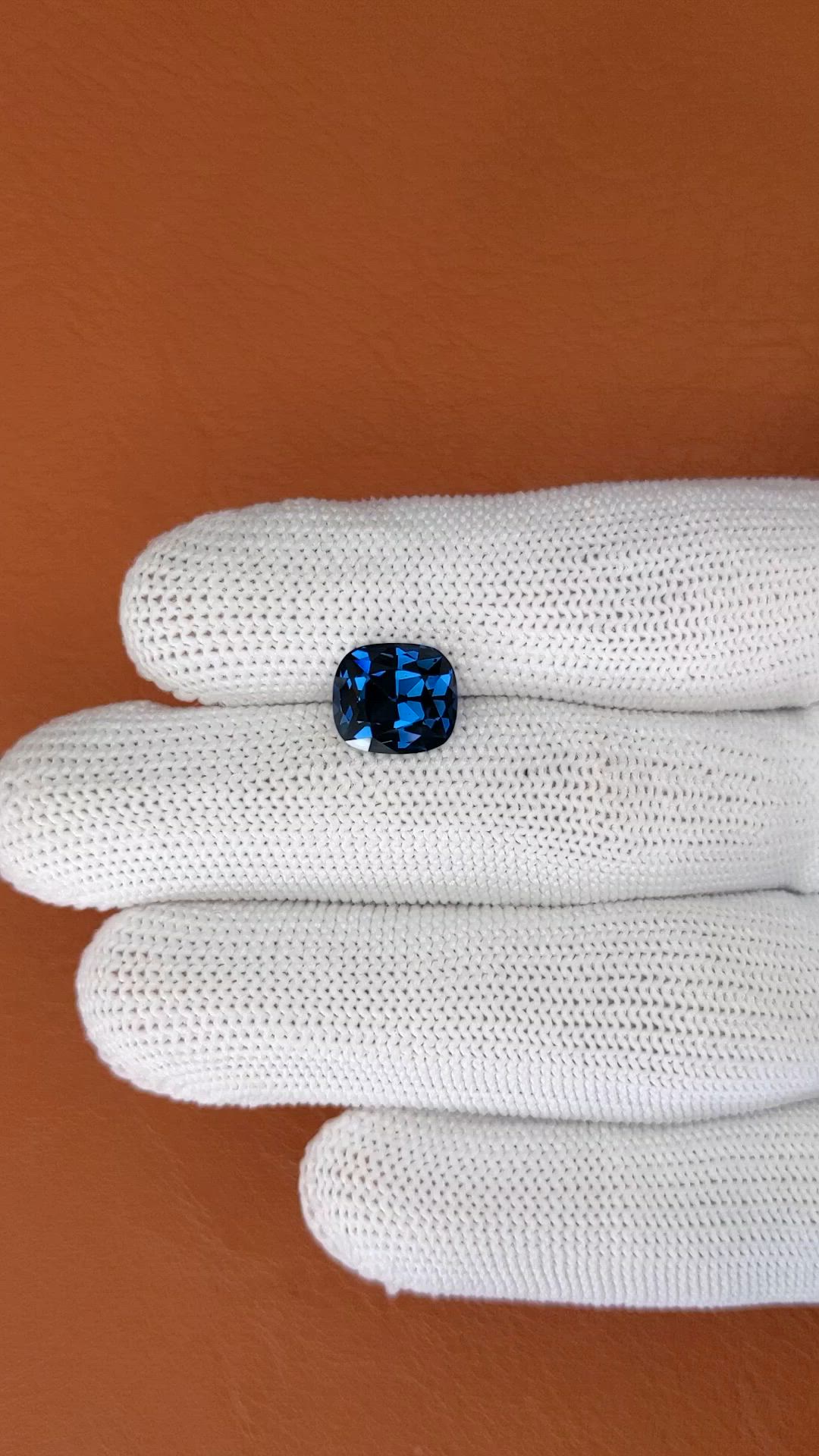 4.10 Ct. Blue Cobalt Spinel from Ceylon (Sri Lanka) Size Video