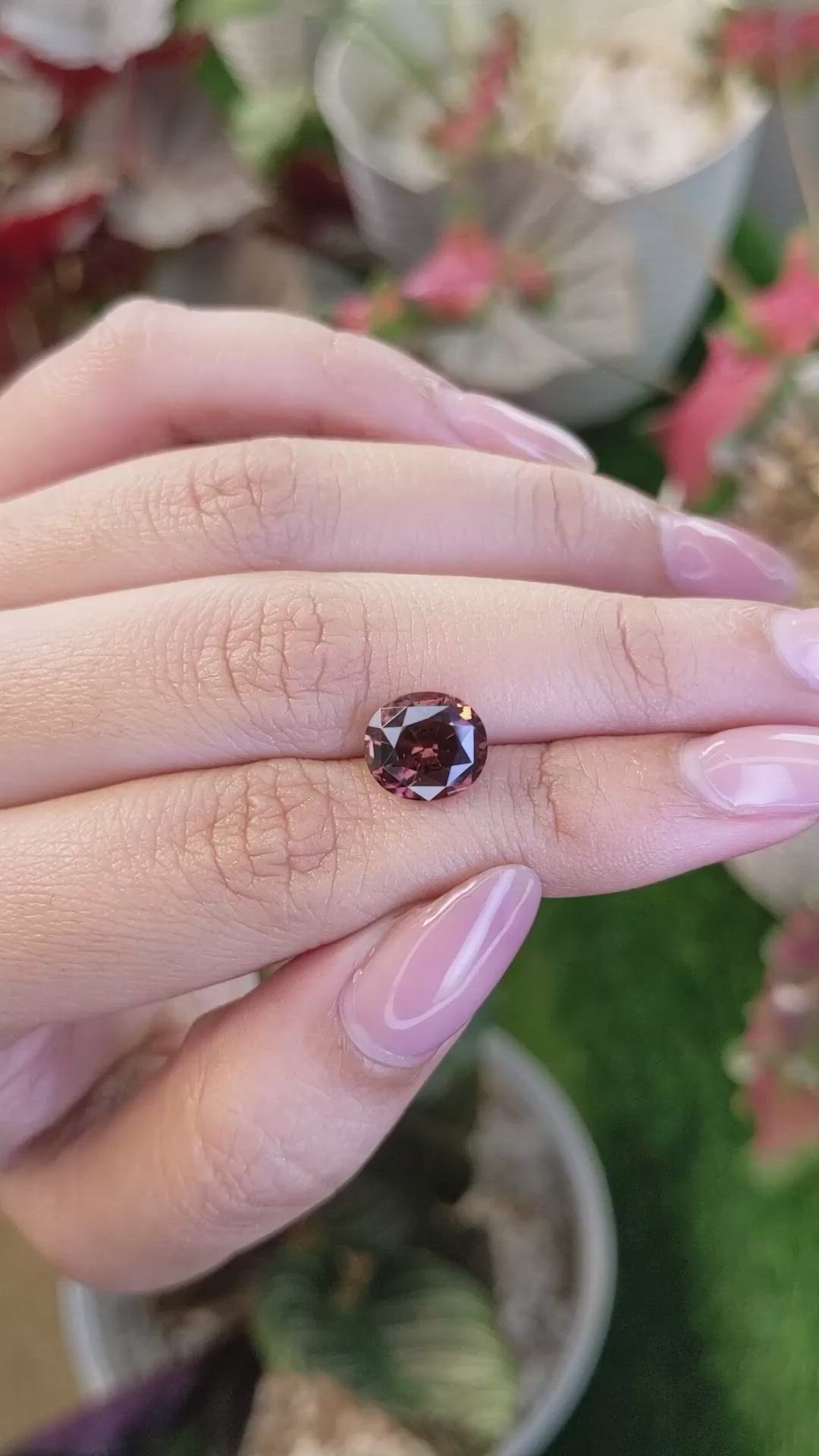4.76 Ct. Brownish Orange Zircon from Ceylon (Sri Lanka) Size Video