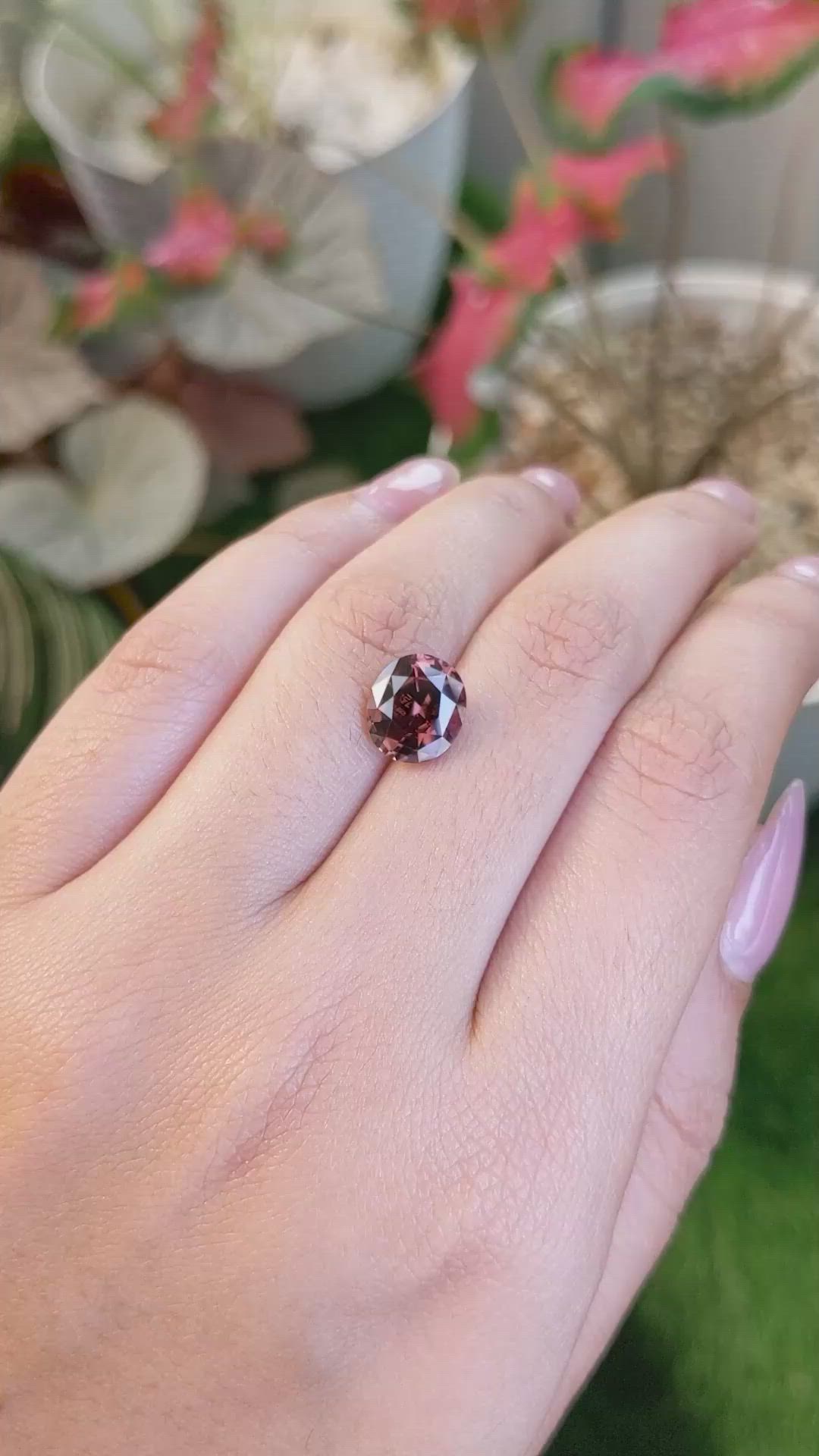 4.76 Ct. Brownish Orange Zircon from Ceylon (Sri Lanka) Size Video