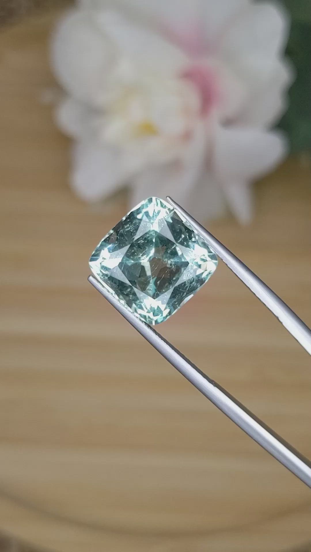 6.61 Ct. Bluish Green Aquamarine from Tanzania Size Video
