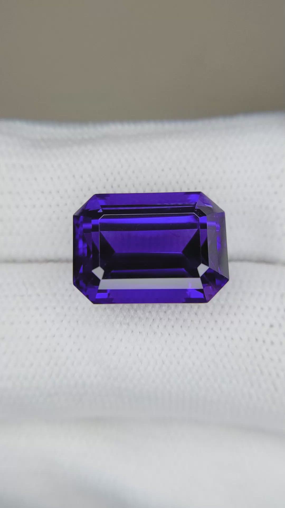 14.07 Ct. Violet Tanzanite from Tanzania Size Video
