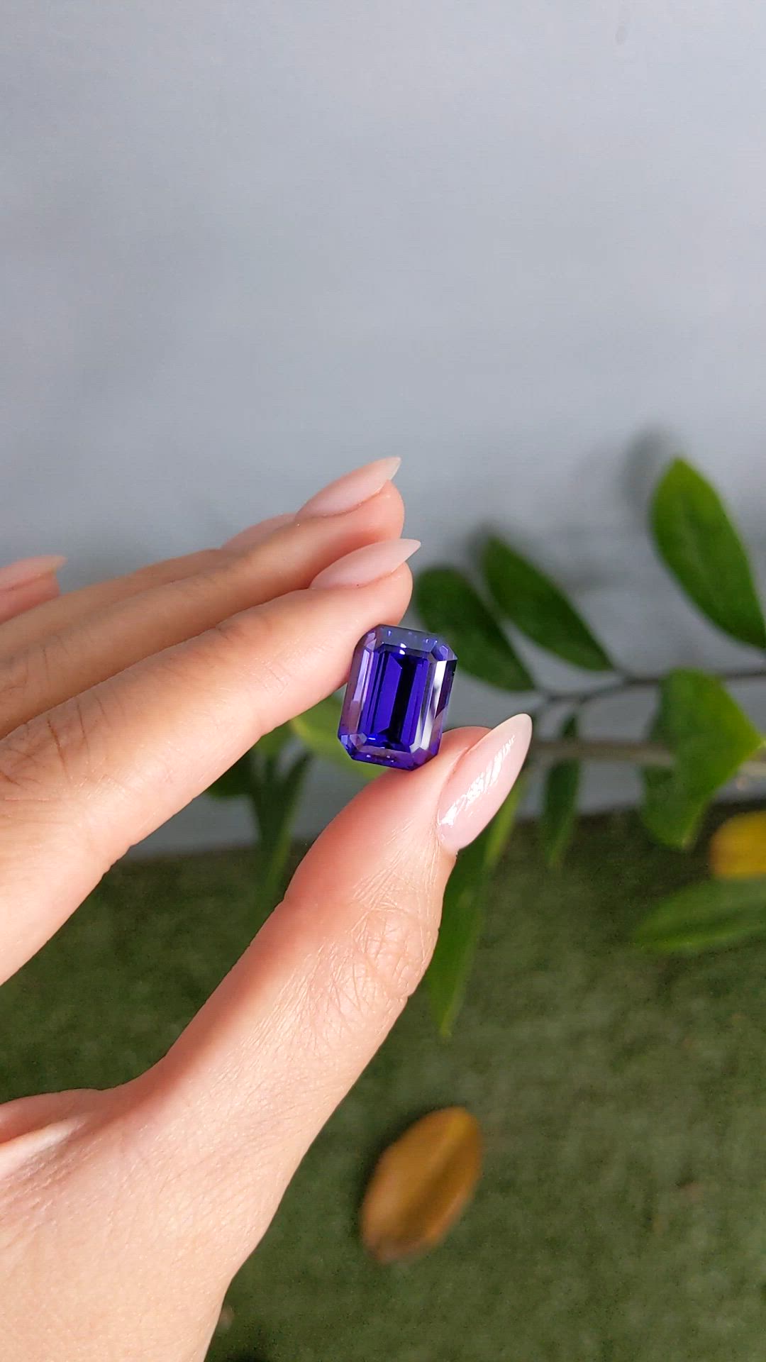 14.07 Ct. Violet Tanzanite from Tanzania Size Video
