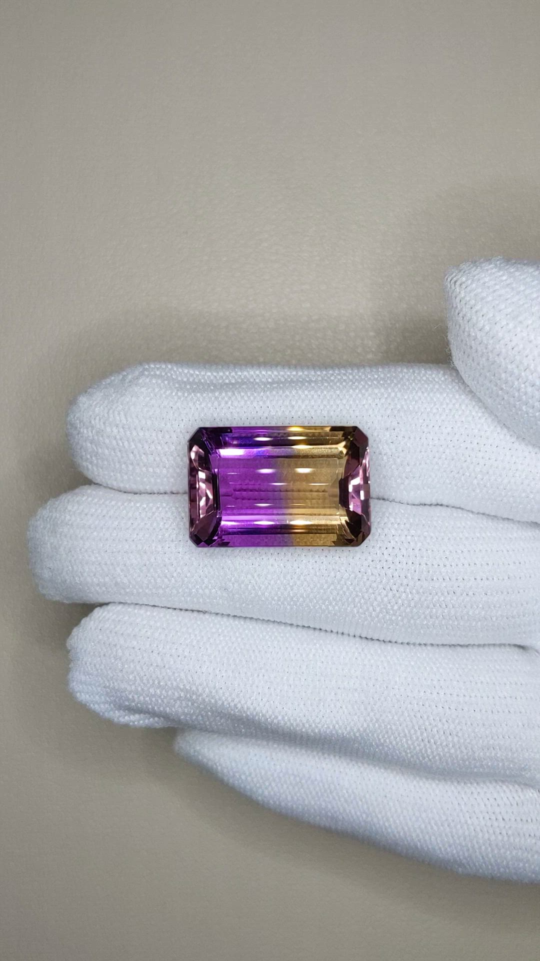 19.74 Ct. Bi Color Ametrine from Brazil Size Video