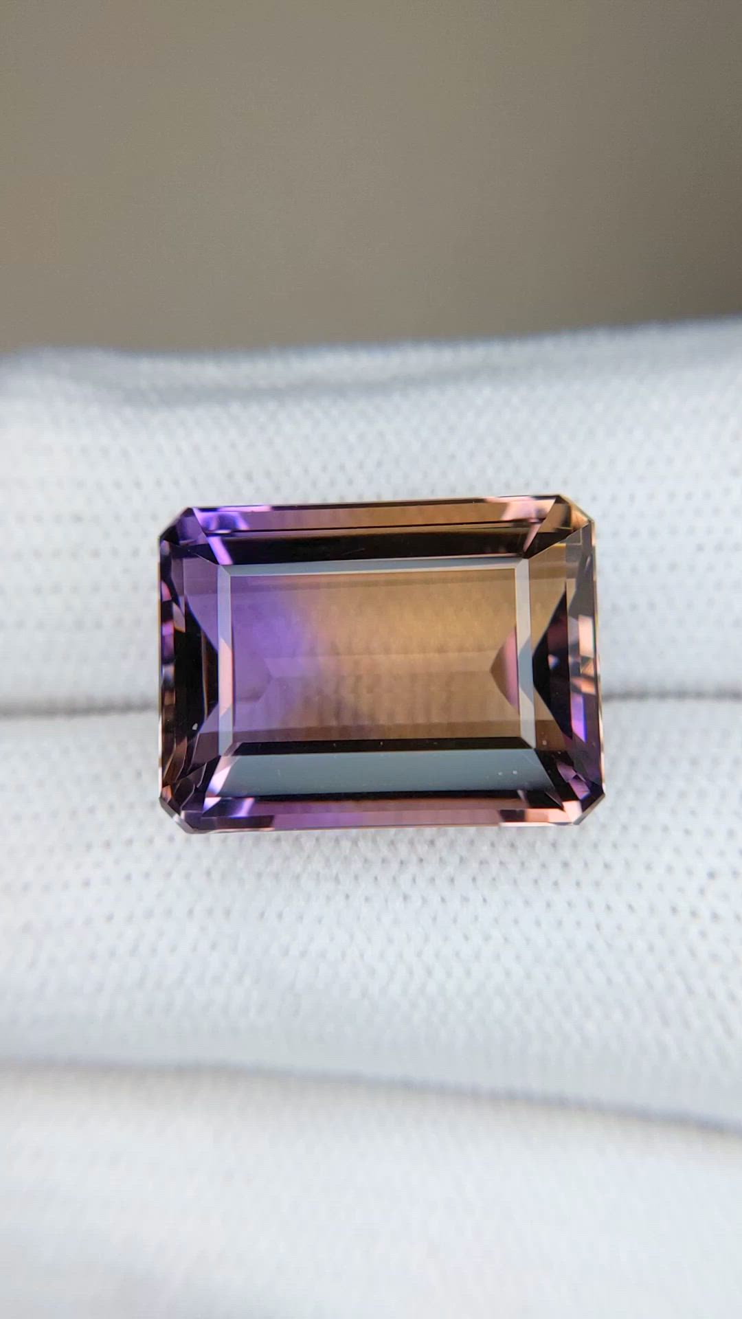 15.61 Ct. Bi Color Ametrine from Brazil Size Video