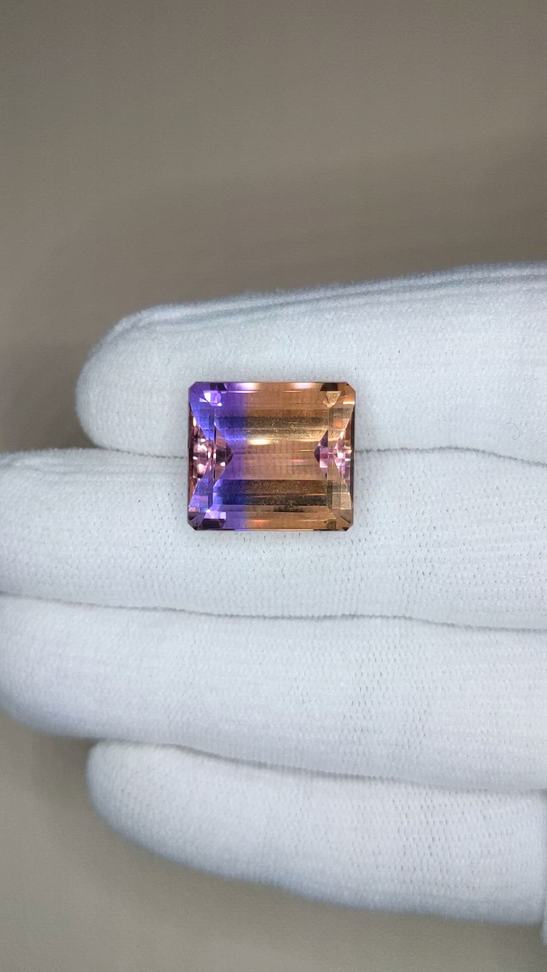 18.52 Ct. Bi Color Ametrine from Brazil Size Video