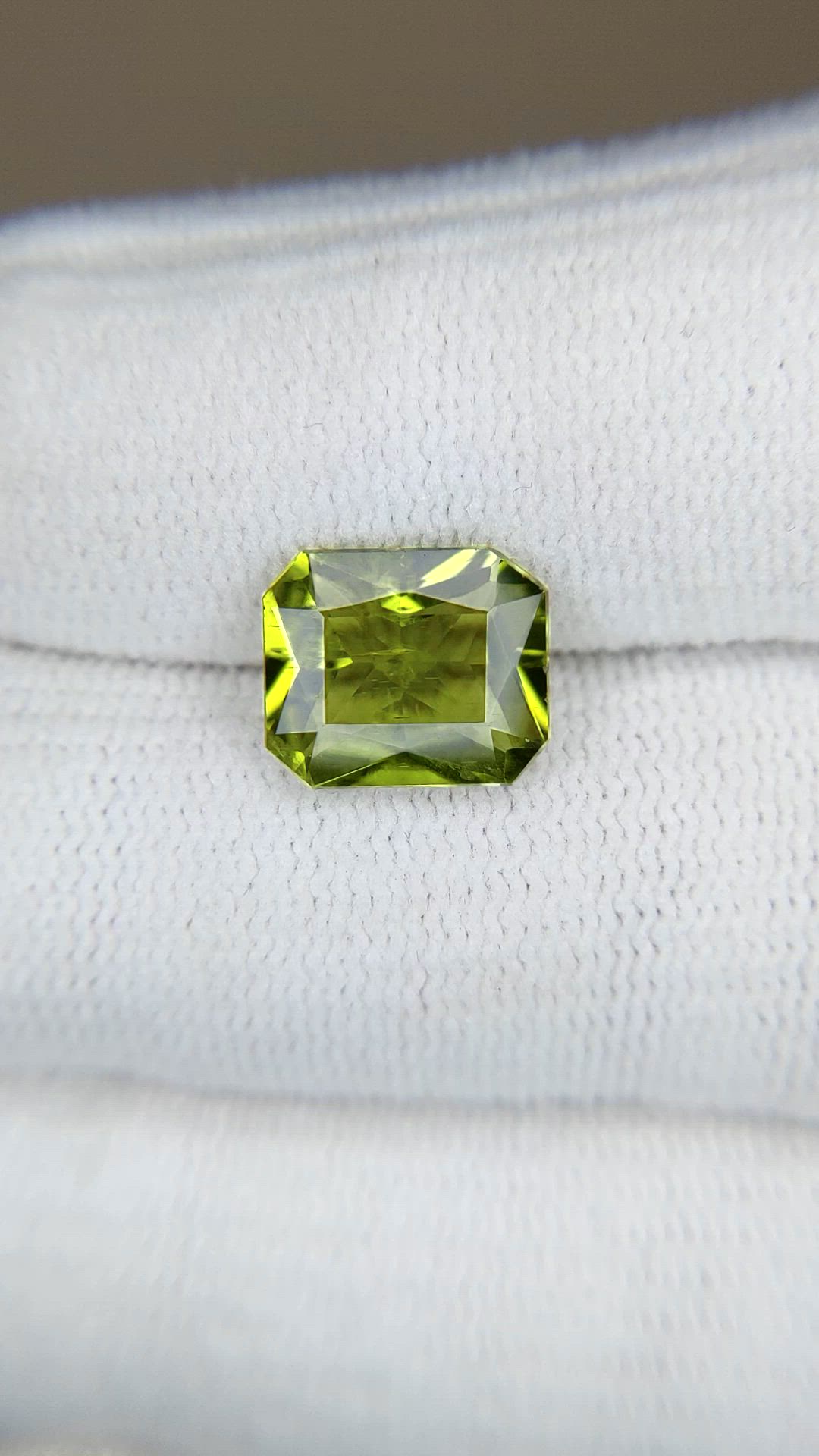 3.29 Ct. Green (Lime Green) Peridot from Burma (Myanmar) Size Video