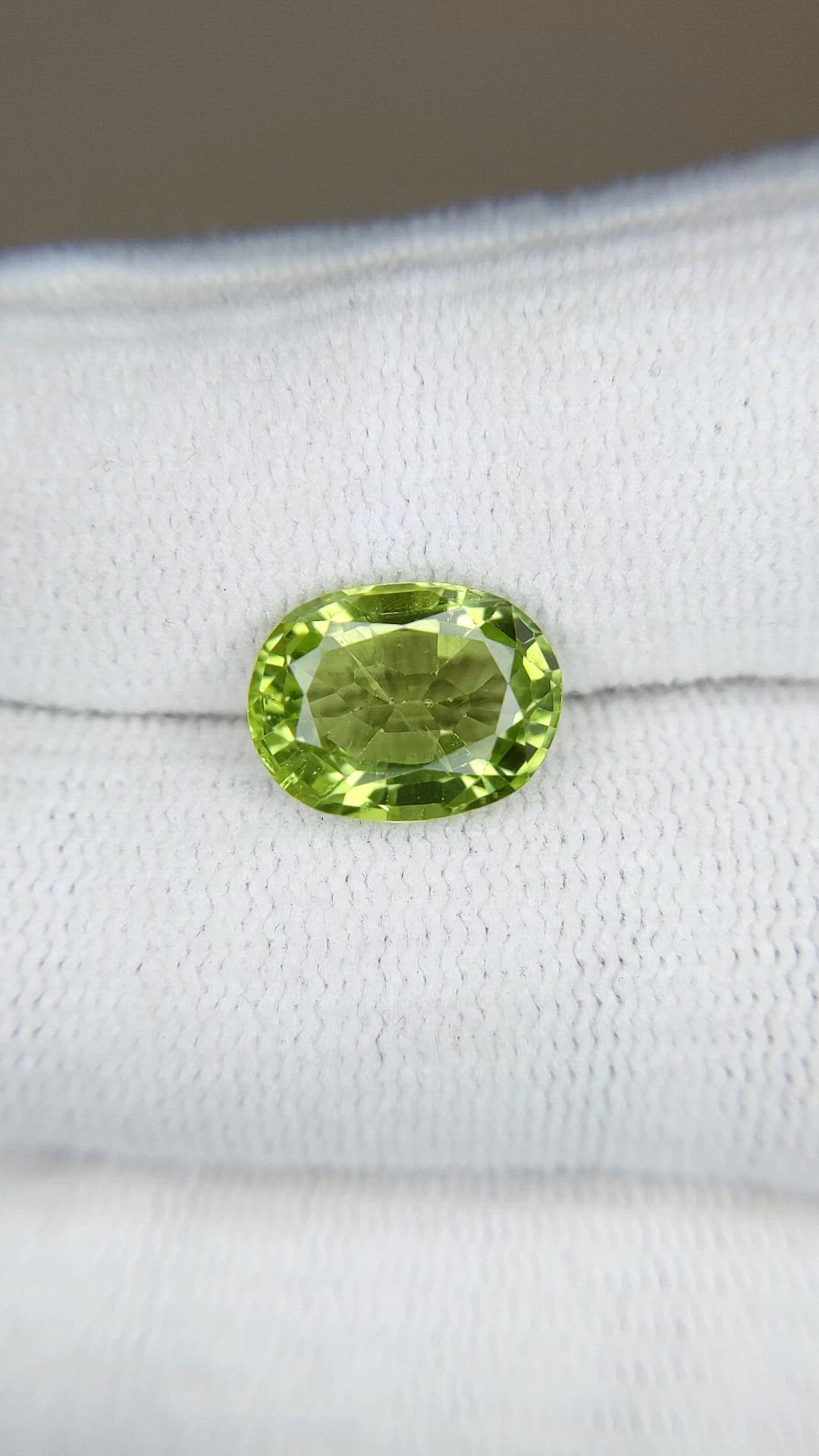 3.58 Ct. Green (Lime Green) Peridot from Burma (Myanmar) Size Video